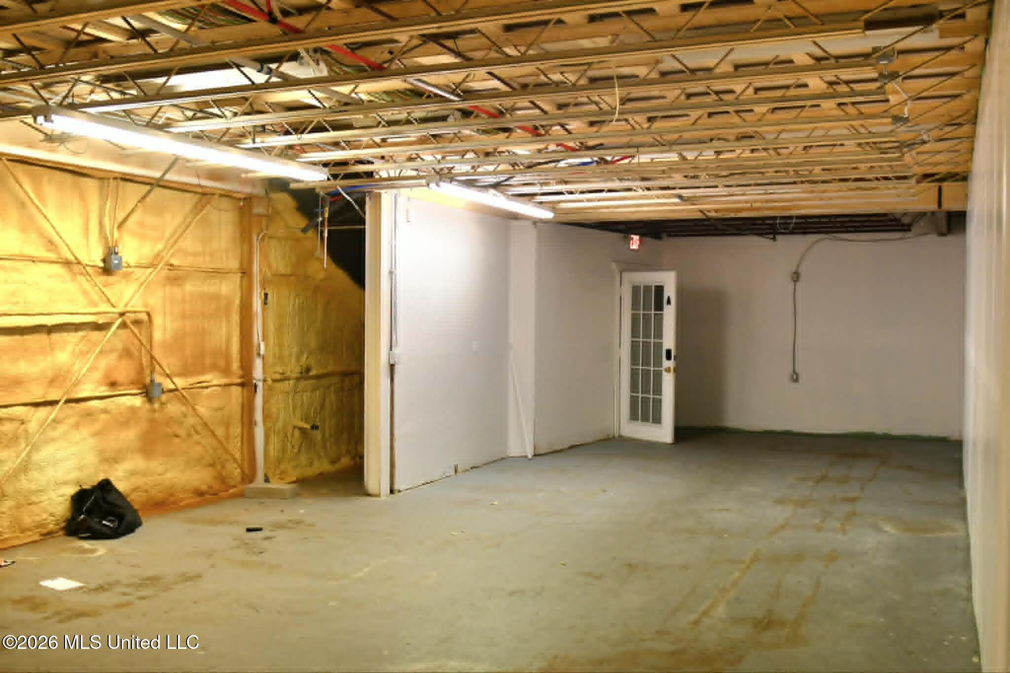 311 Couevas Street Property Photo 6
