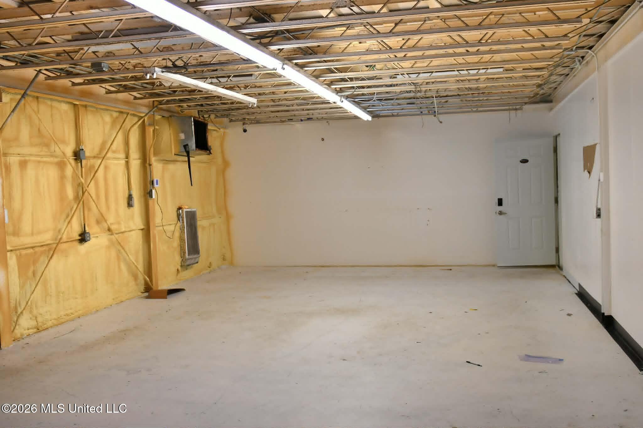 311 Couevas Street Property Photo 8