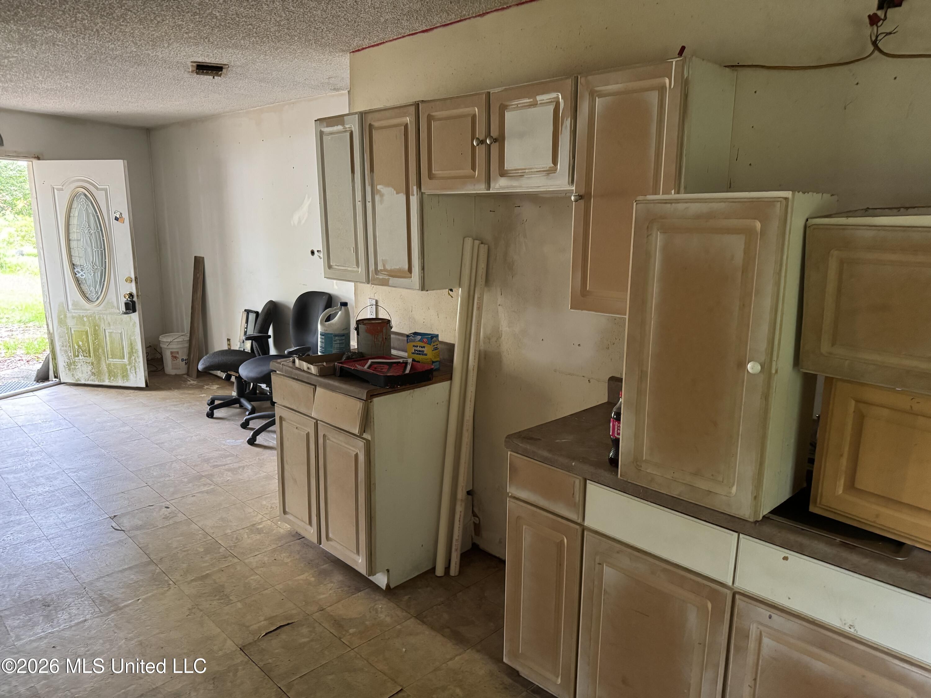 1914 48th Avenue Property Photo 15