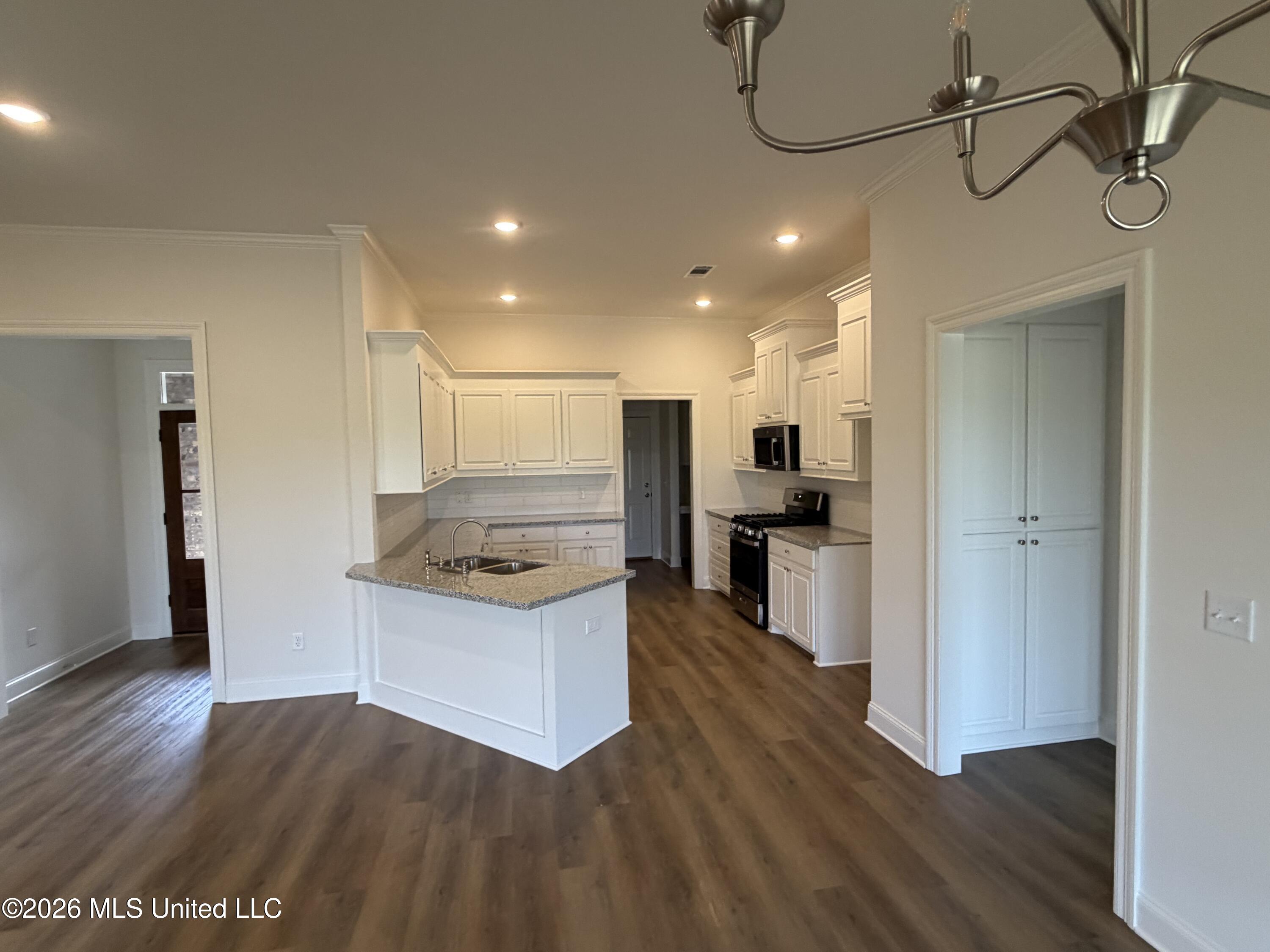 145 Madisonville Drive Property Photo 2