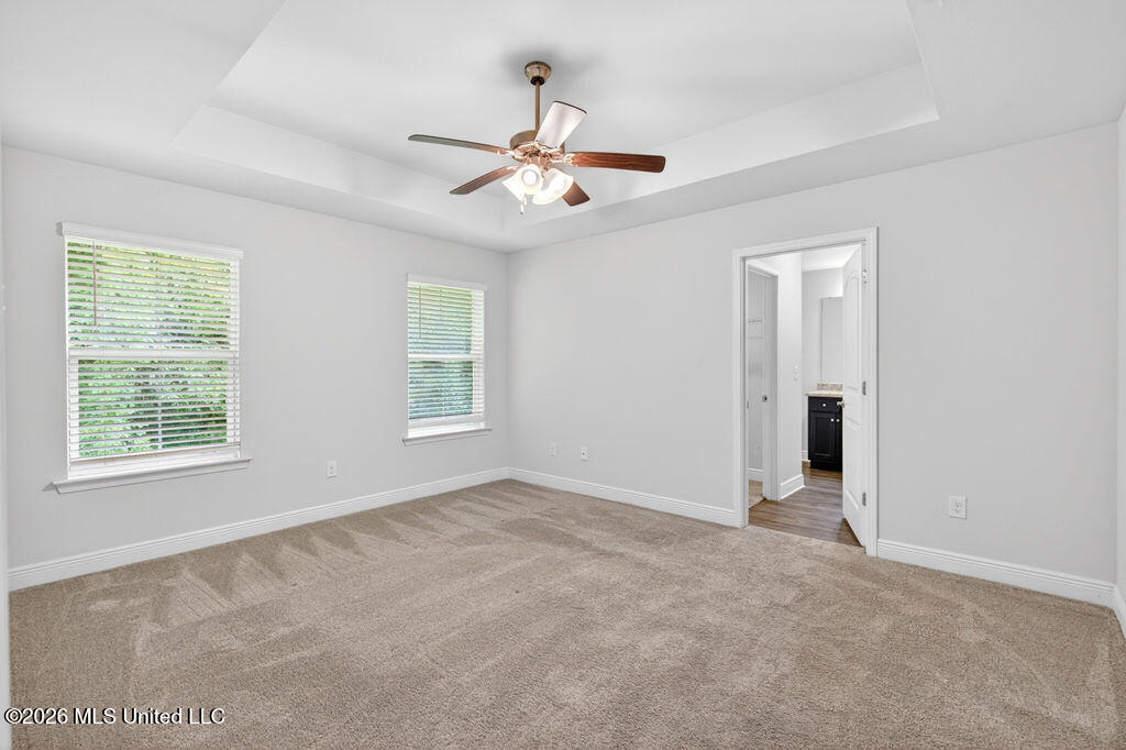 14033 Fox Hill Drive Property Photo 14
