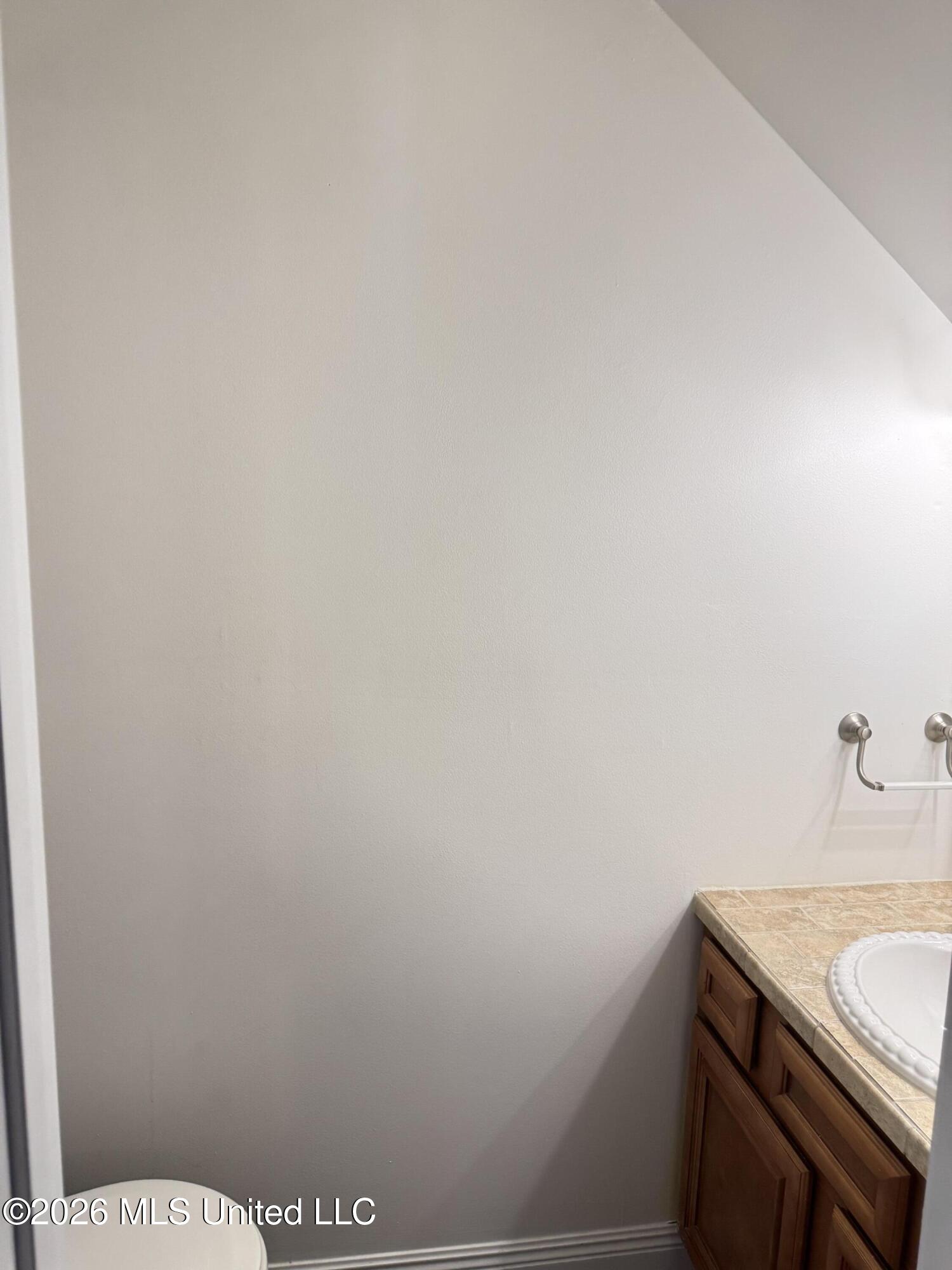 590 Royal Oak Drive Property Photo 10