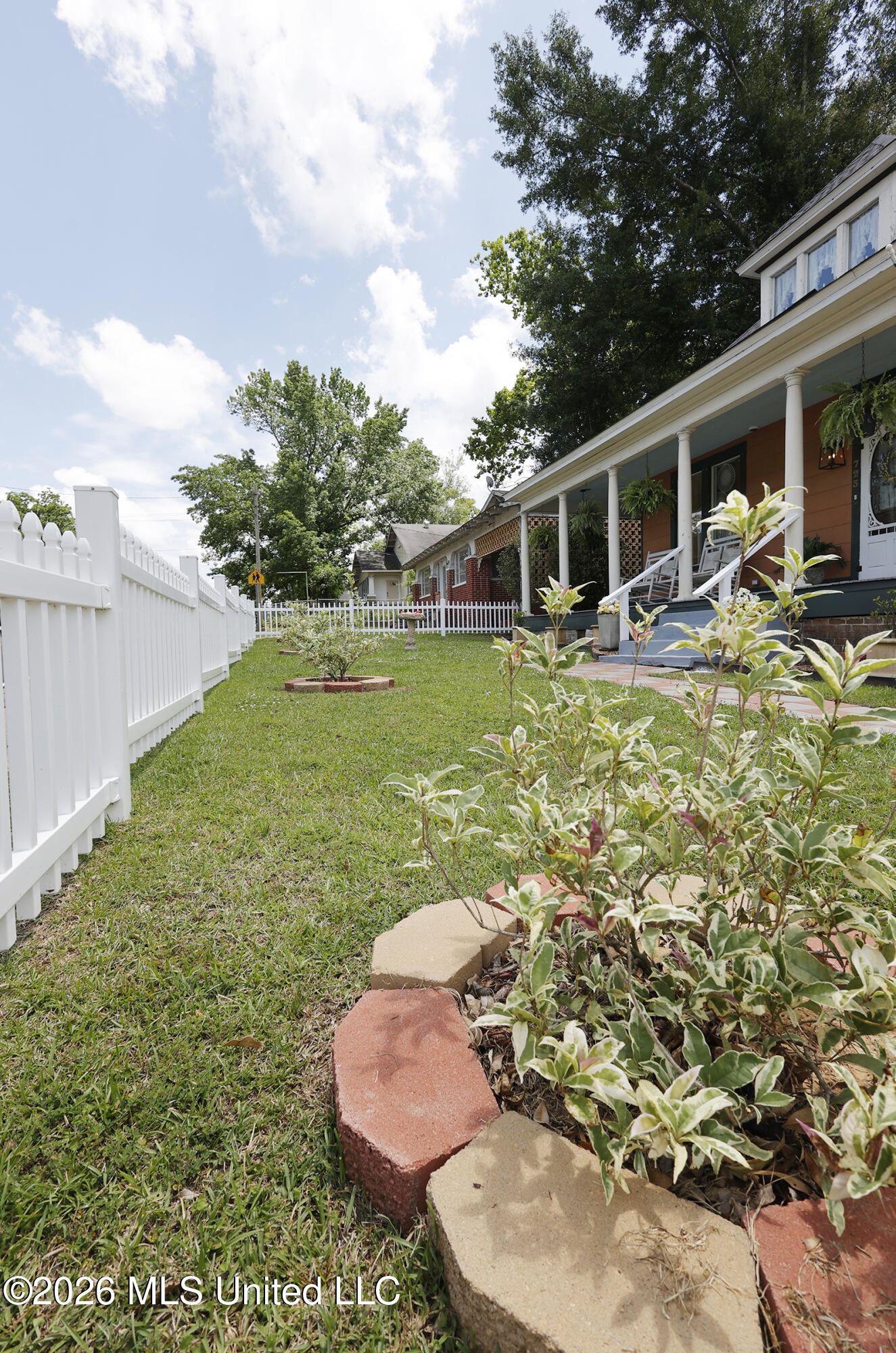 723 Delaware Avenue Property Photo 40