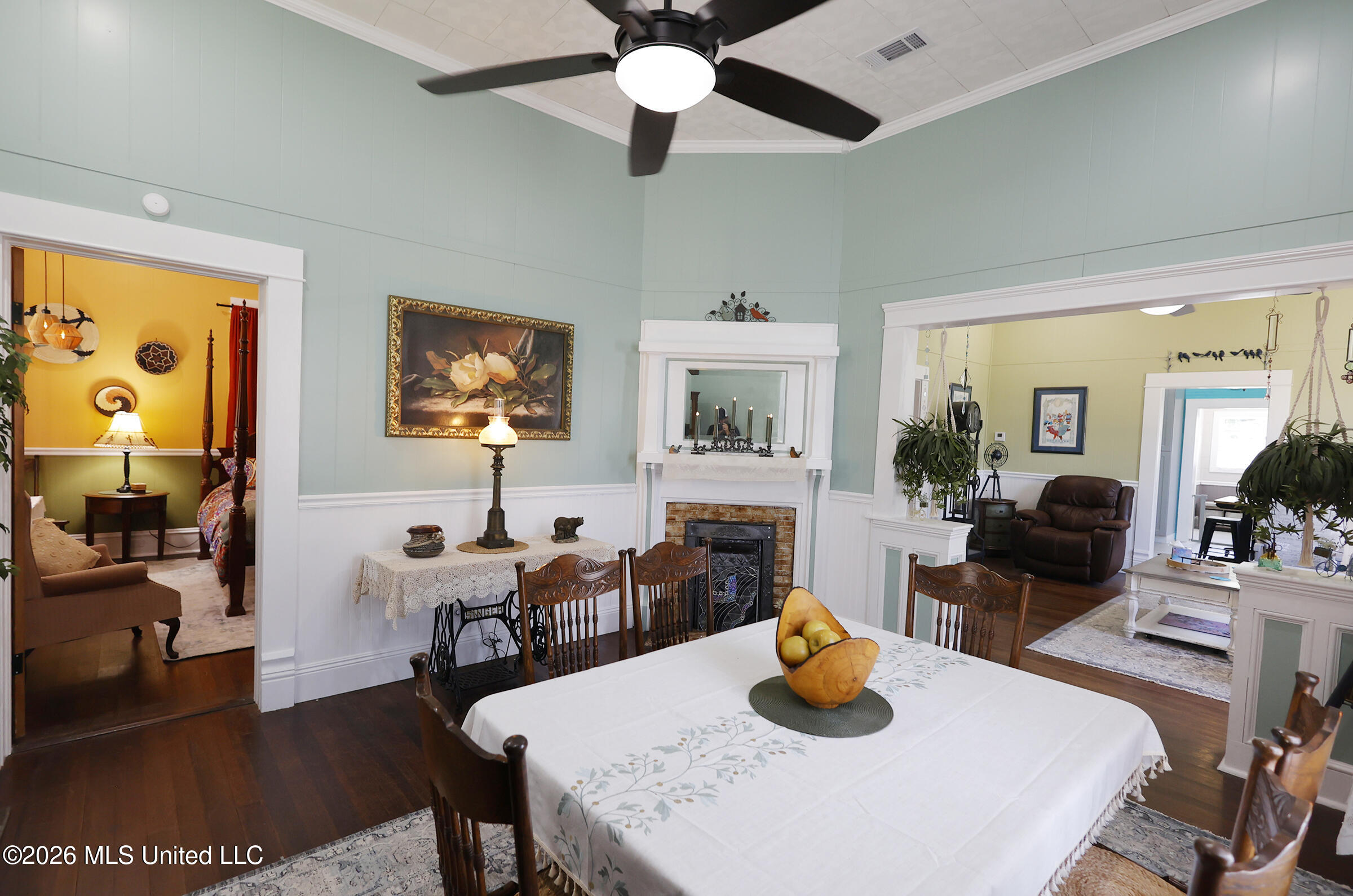 723 Delaware Avenue Property Photo 41