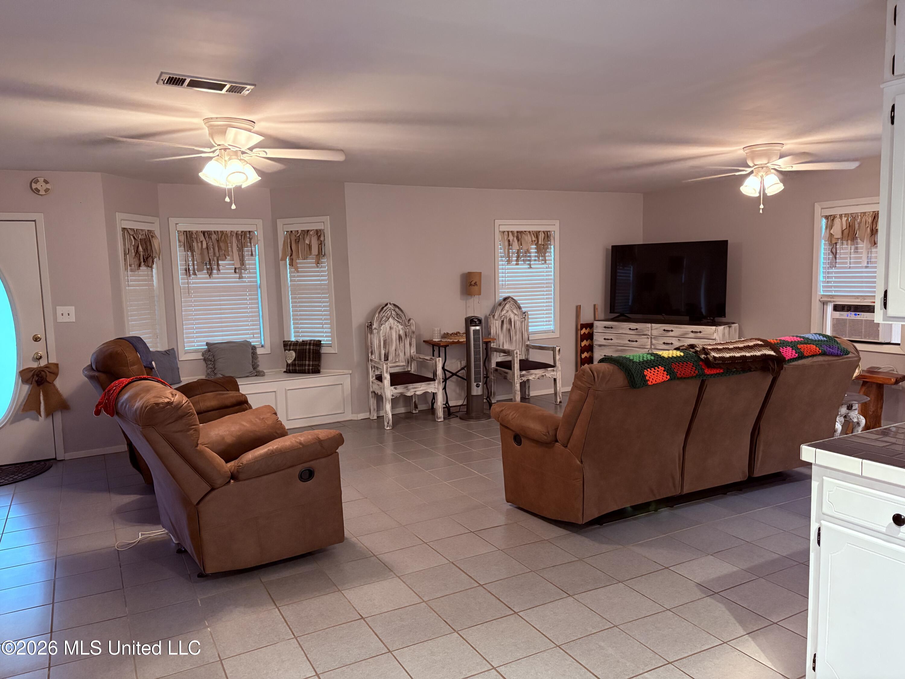 2326 Bluegoose Road Property Photo 2