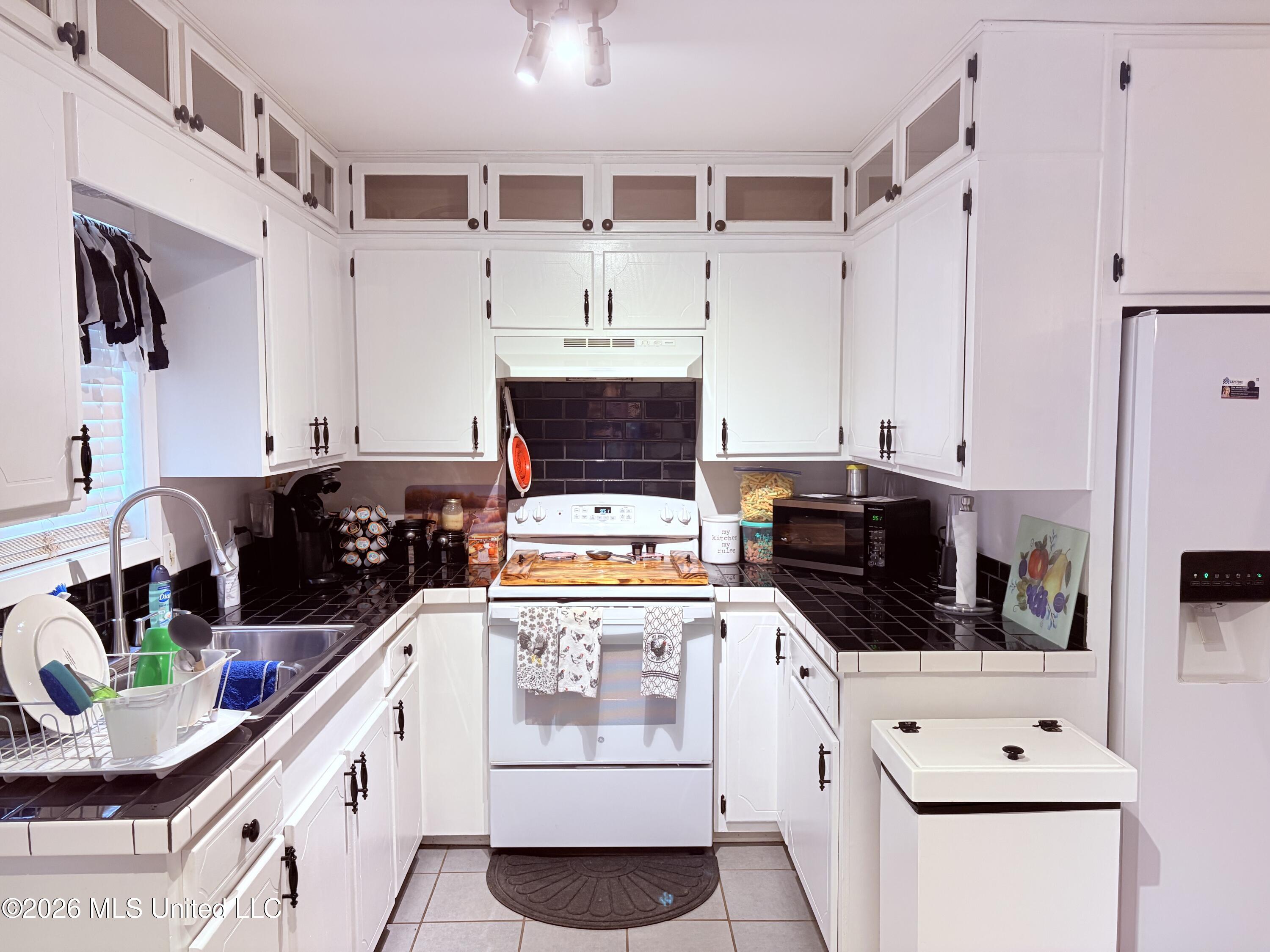 2326 Bluegoose Road Property Photo 6