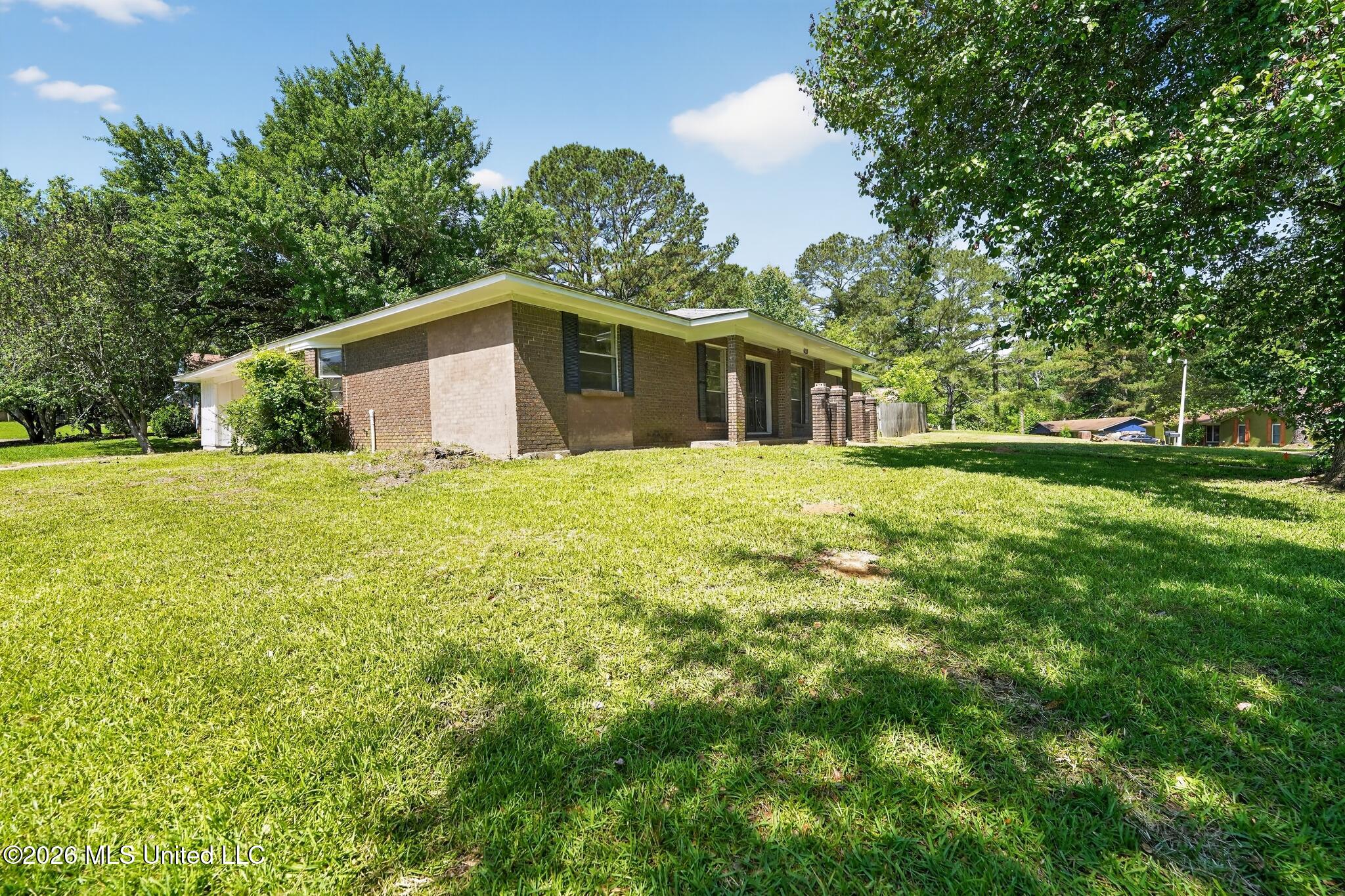 603 Chelsea Drive Property Photo 2
