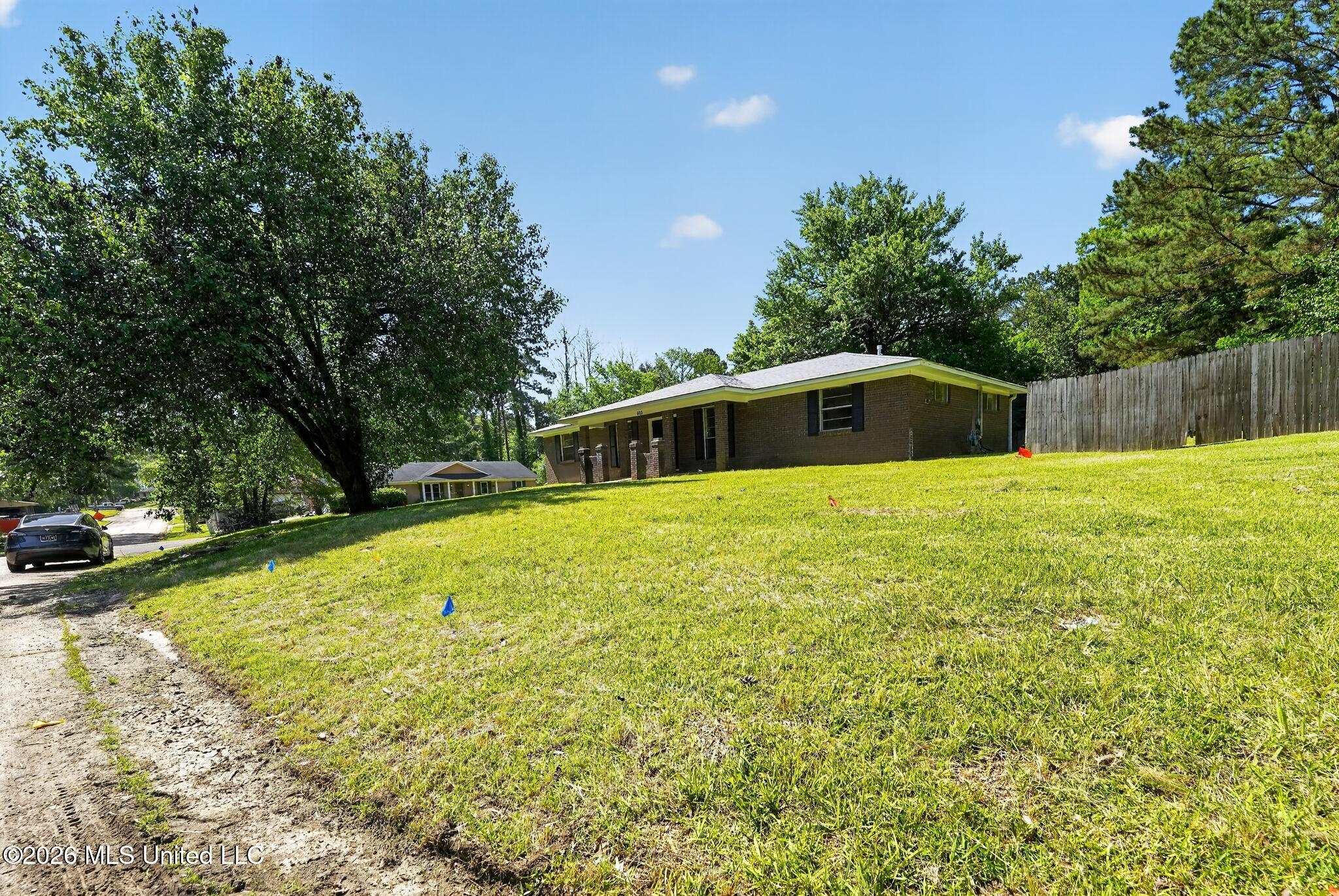 603 Chelsea Drive Property Photo 4