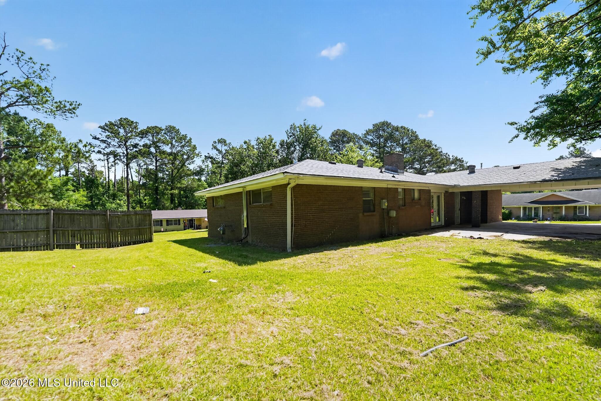 603 Chelsea Drive Property Photo 6
