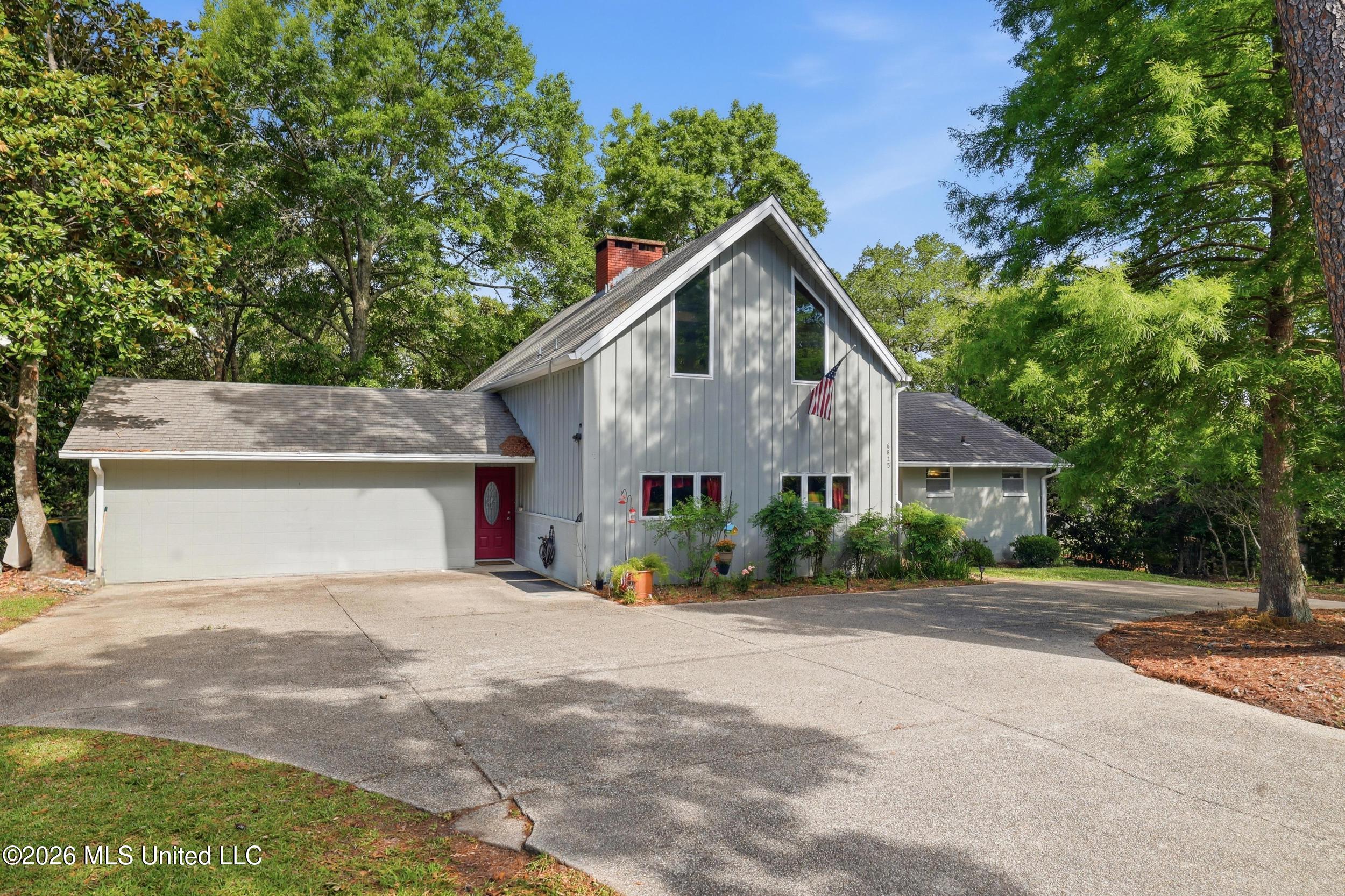 6825 Shore Drive Property Photo 1