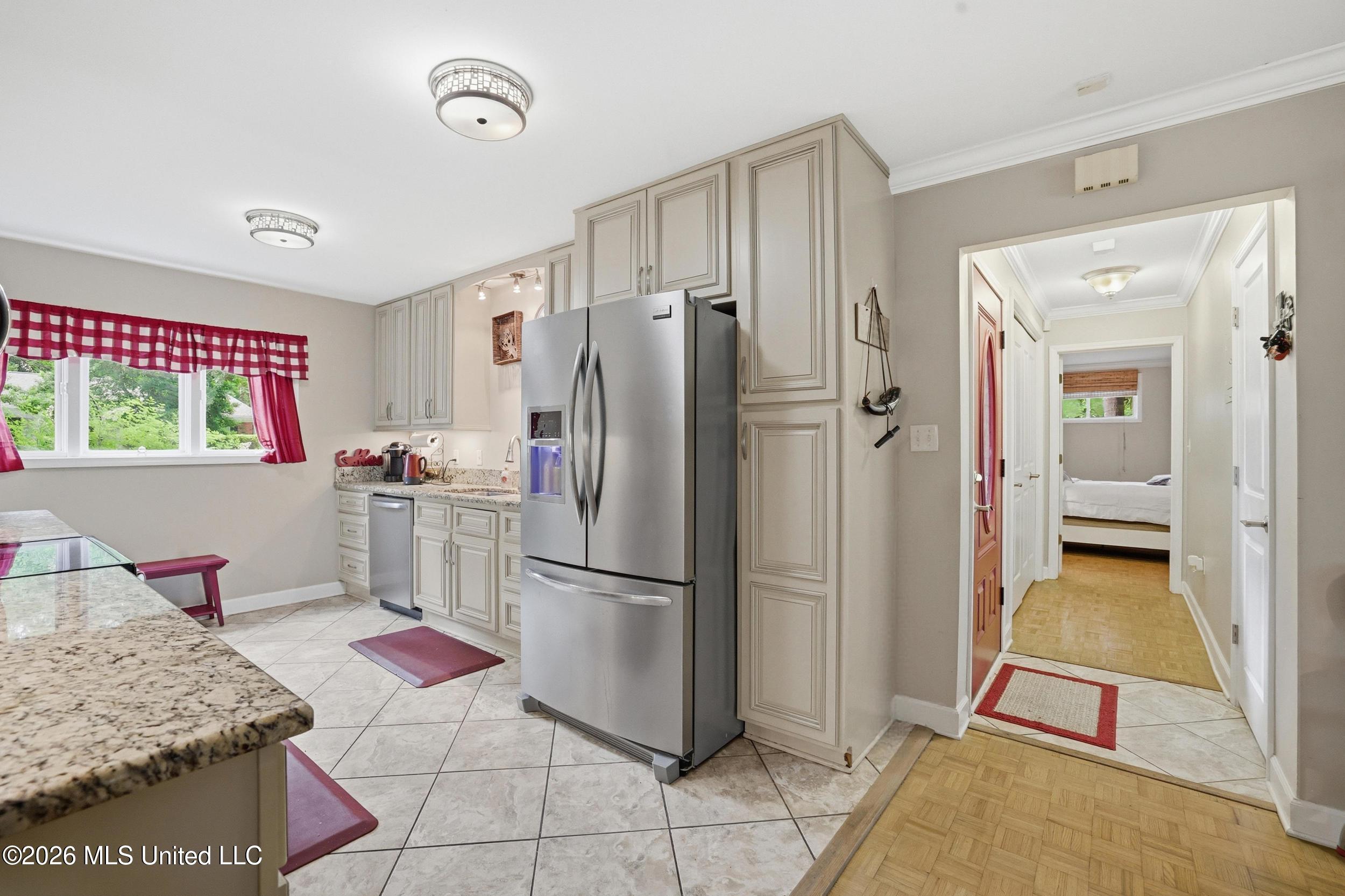 6825 Shore Drive Property Photo 17