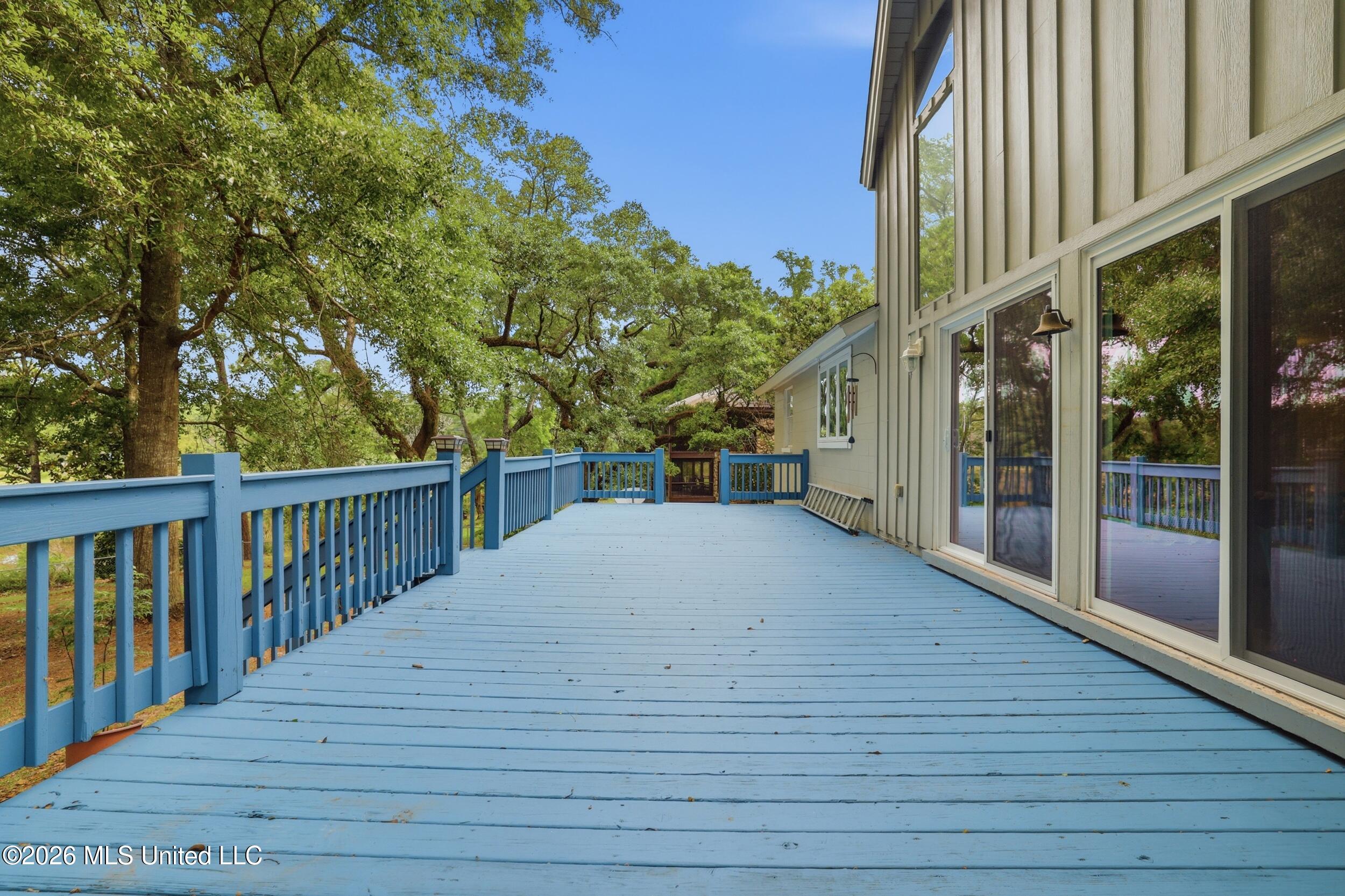 6825 Shore Drive Property Photo 47