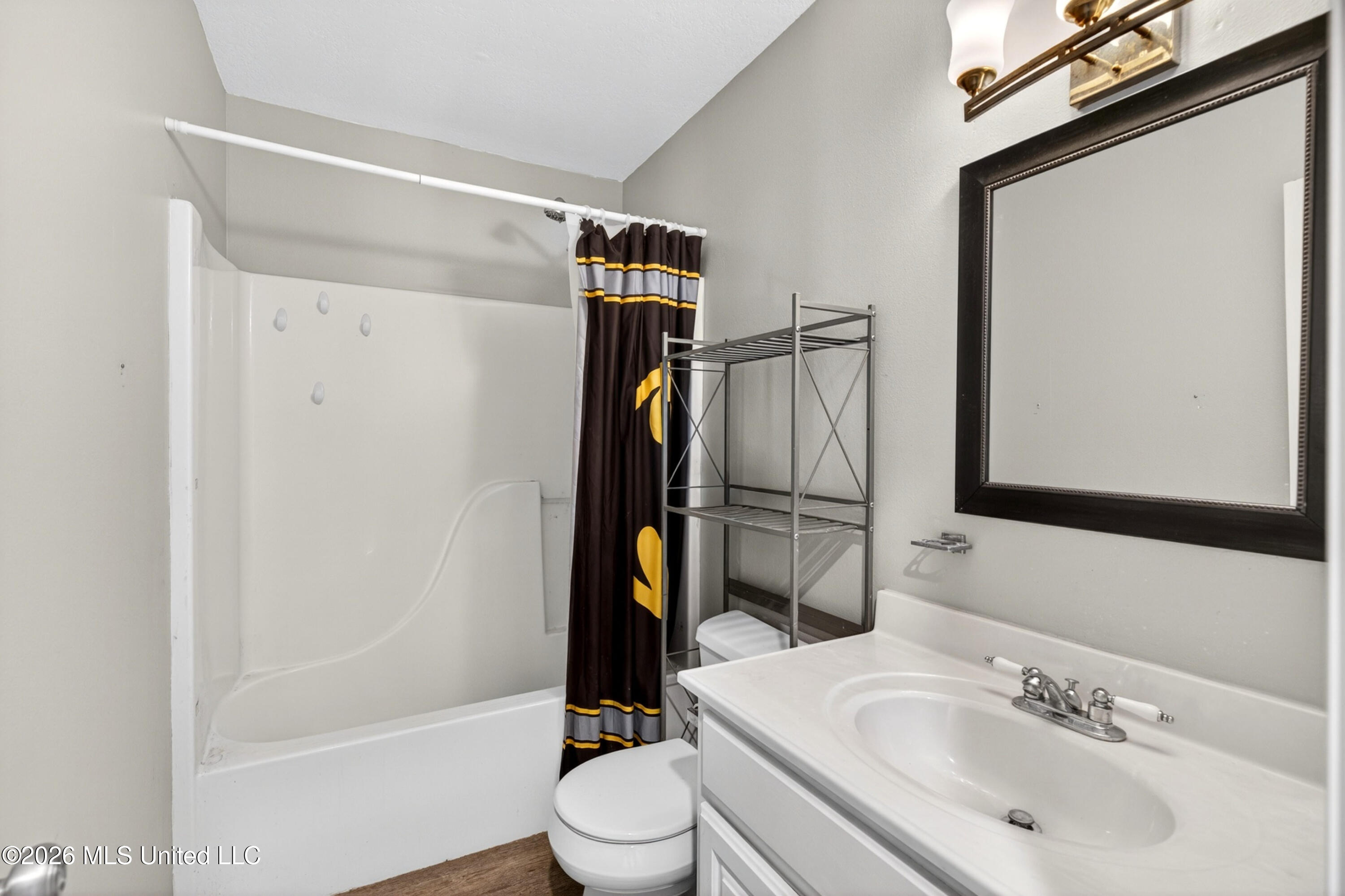 10493 Riviere Vue Drive Property Photo 27