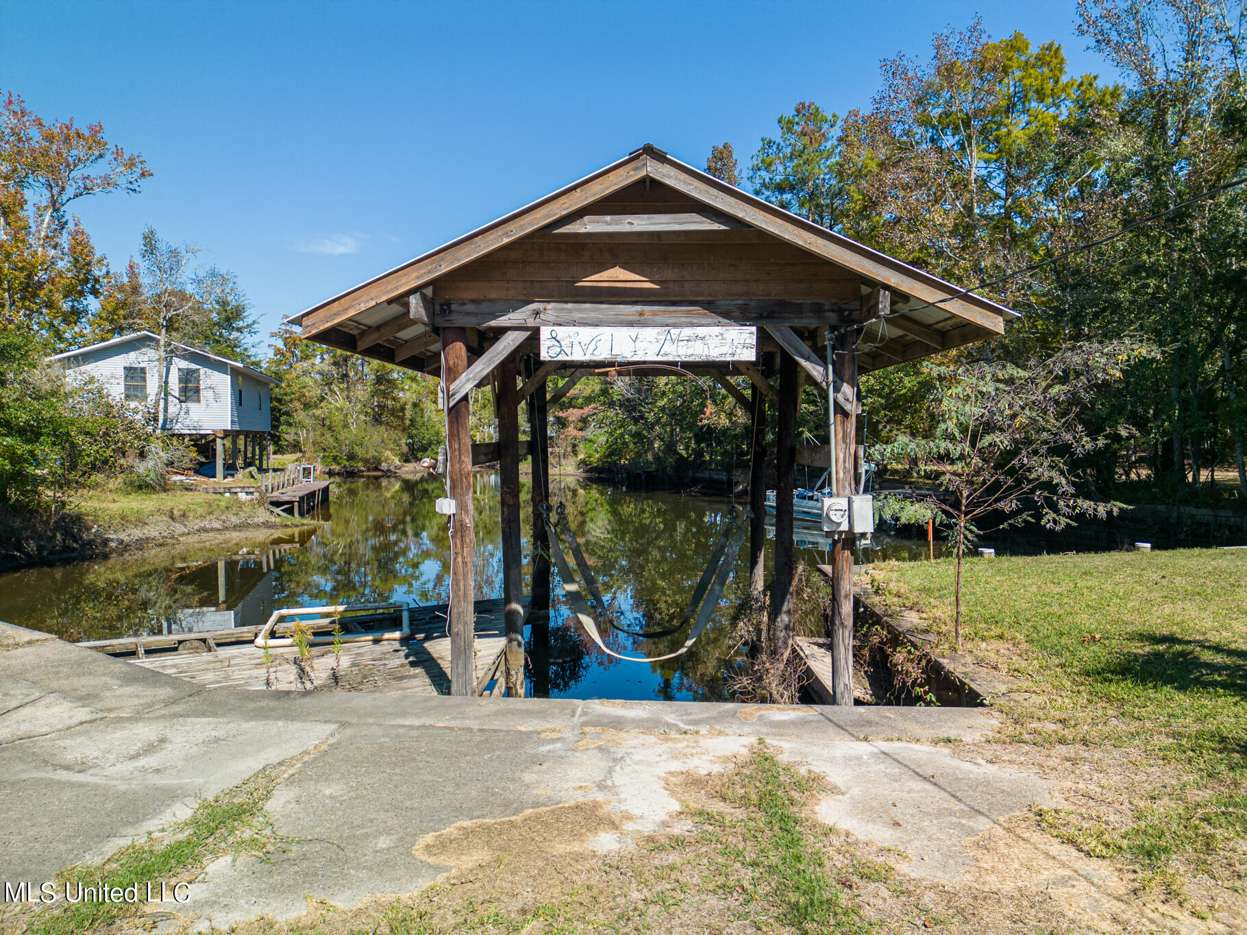 12053 Motsie Circle Property Photo 2