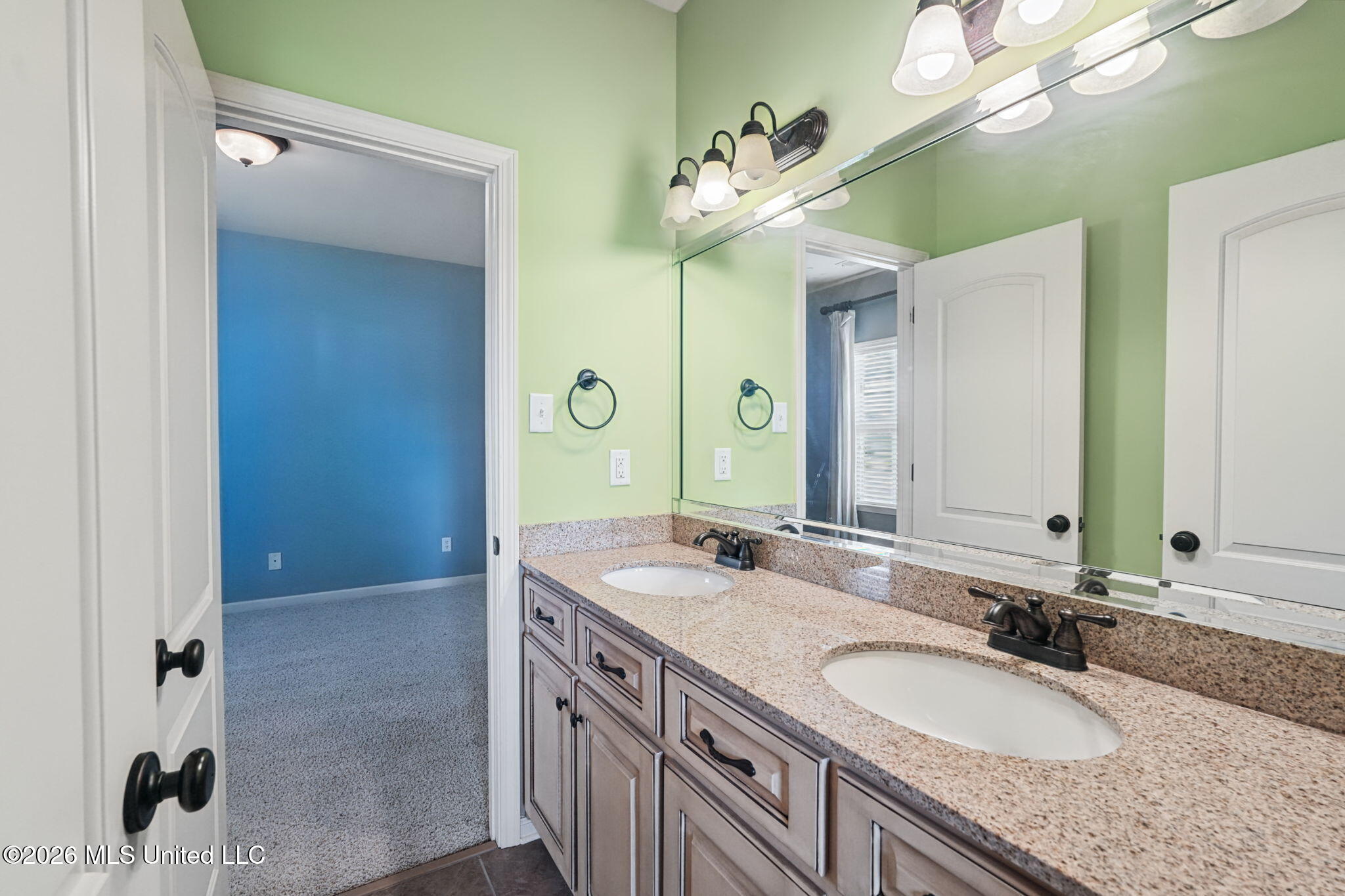 3111 W Beauvoir Place Property Photo 37