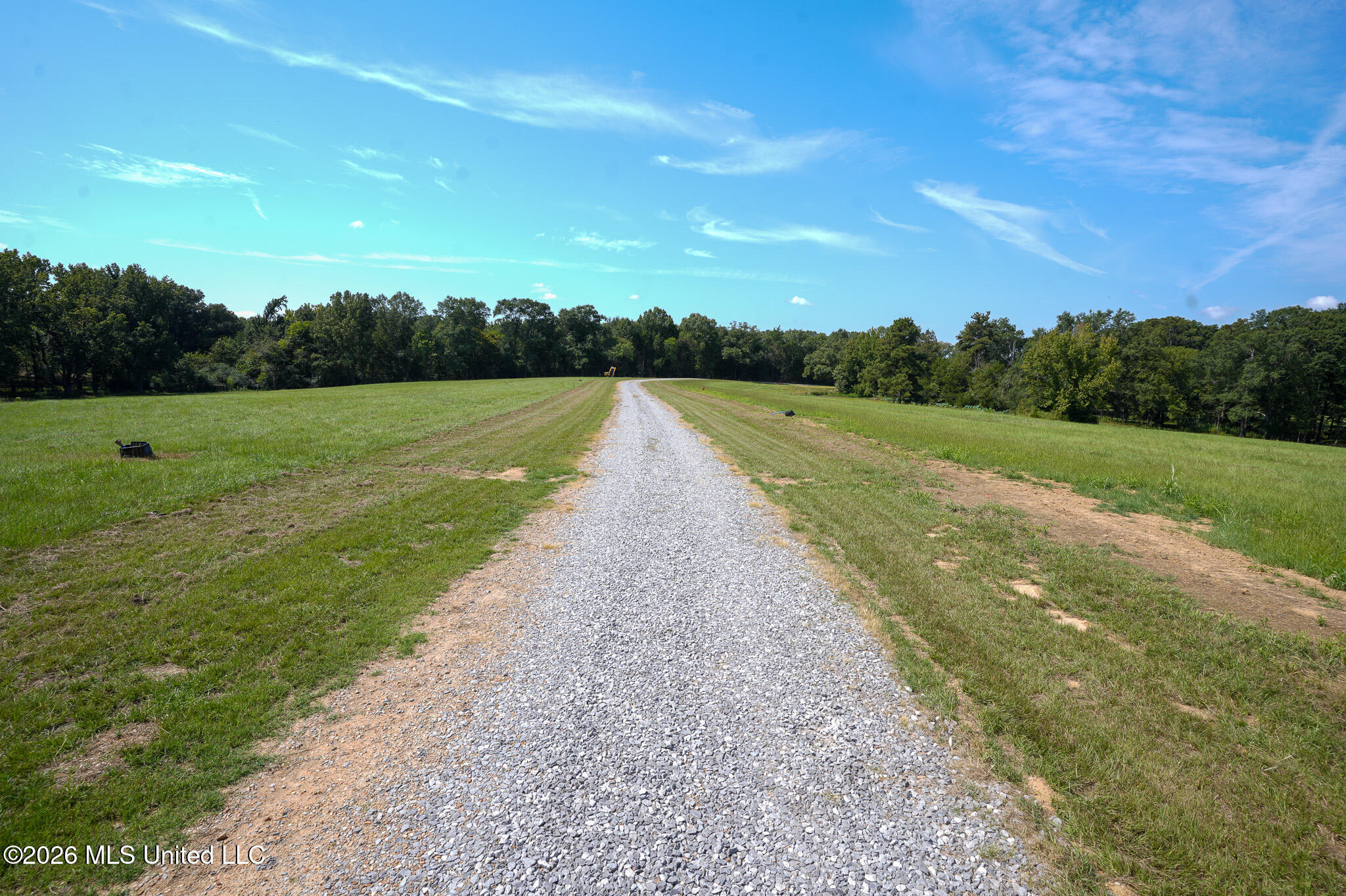 Grand Oaks Way Property Photo 5