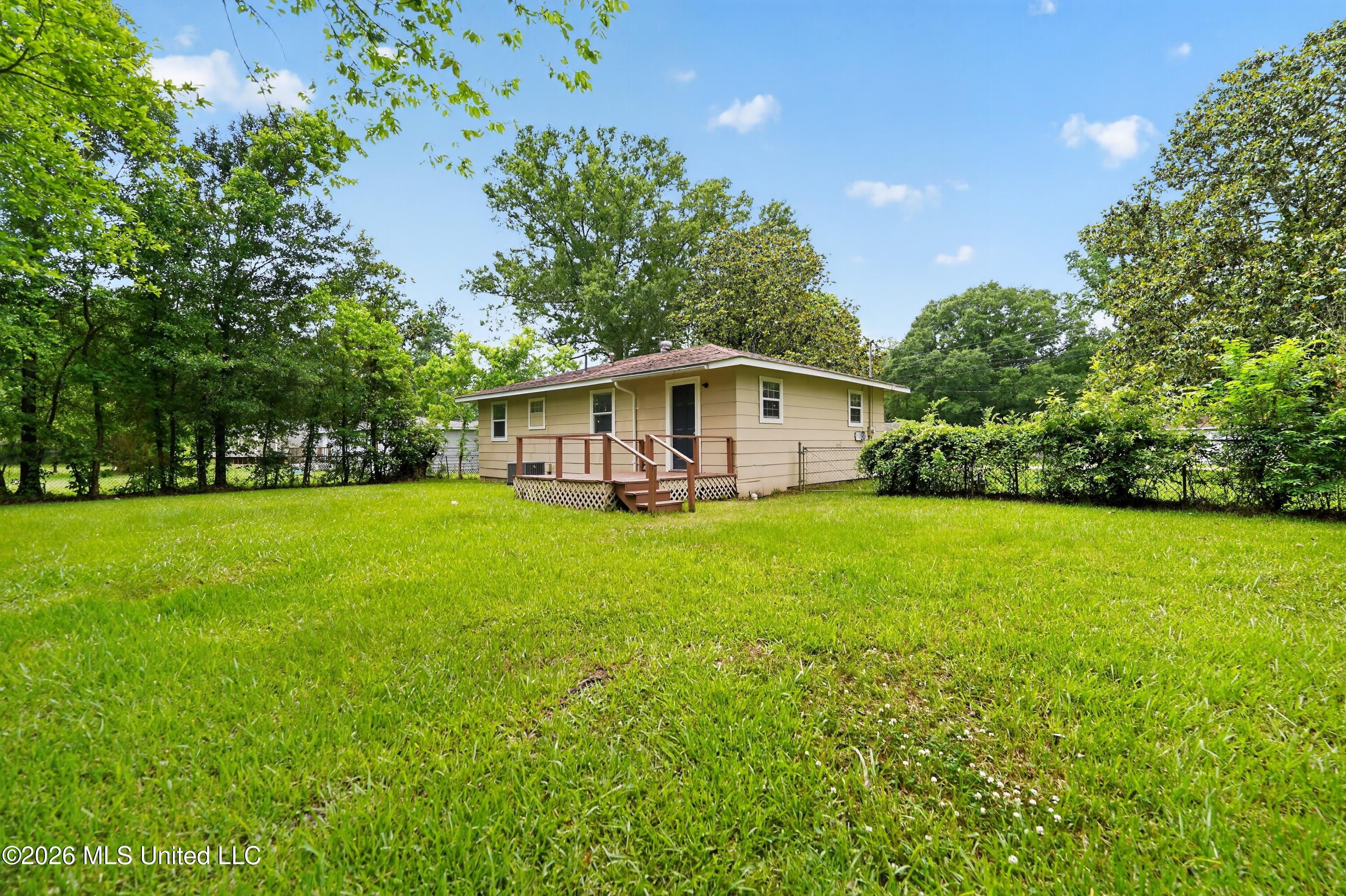 1220 Deeb Street Property Photo 1