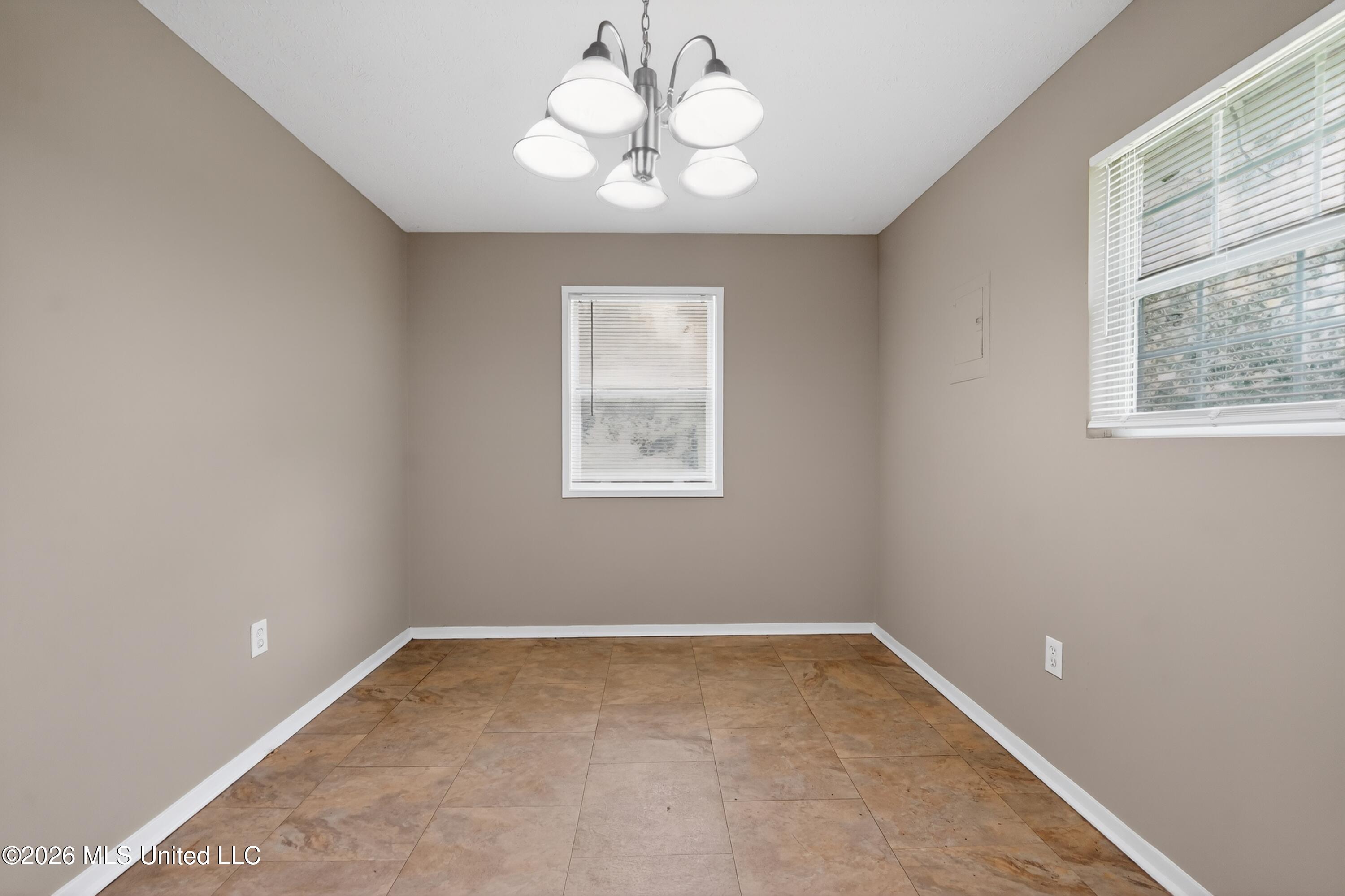 1220 Deeb Street Property Photo 12