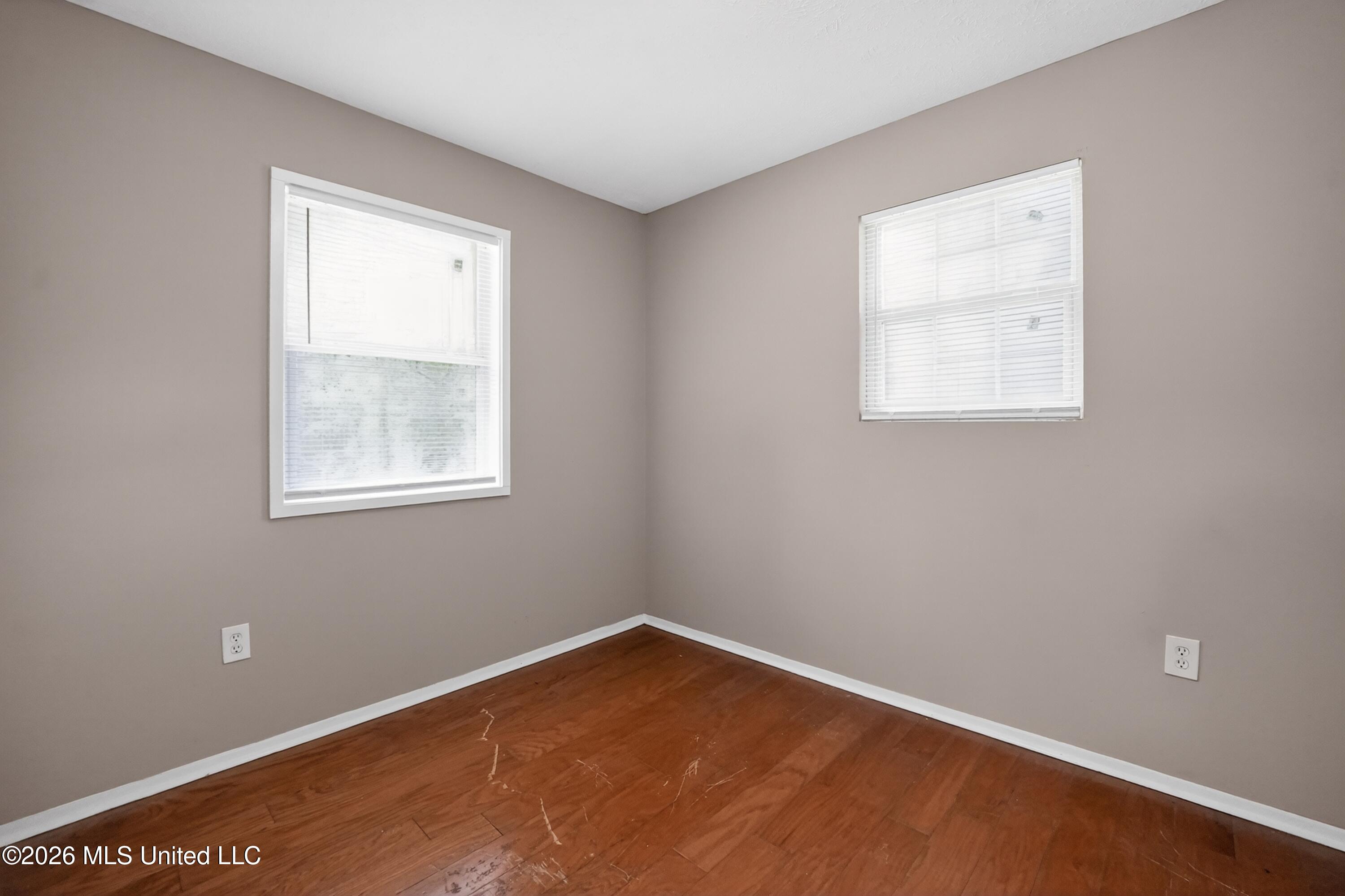 1220 Deeb Street Property Photo 14