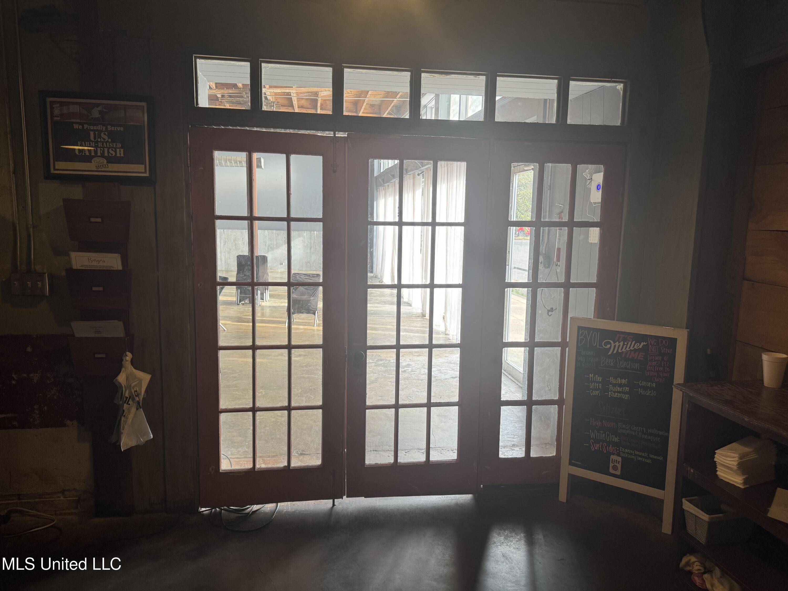 112 Court Avenue Property Photo 23