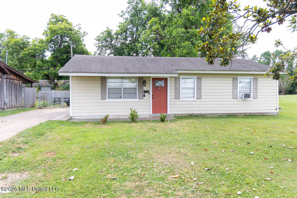 707 Cherokee Road Property Photo 1