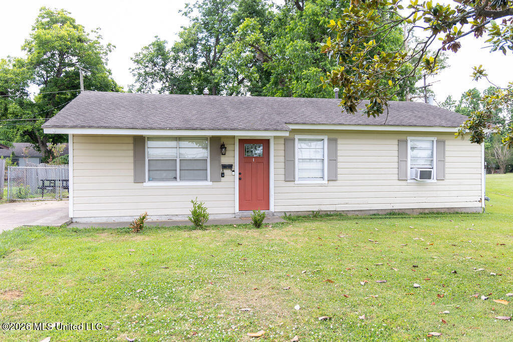 707 Cherokee Road Property Photo 2