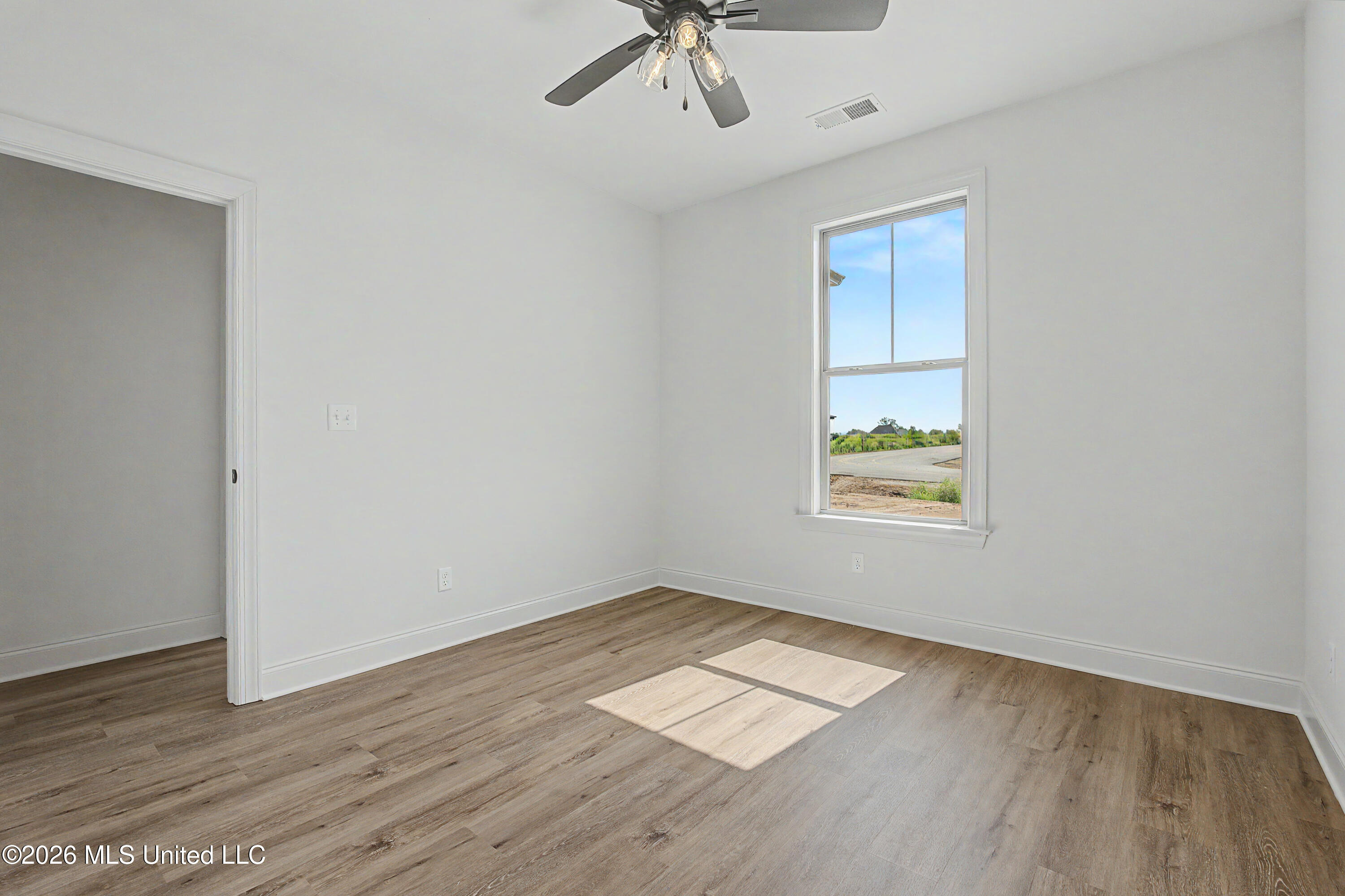 1667 Baisley Drive Property Photo 20