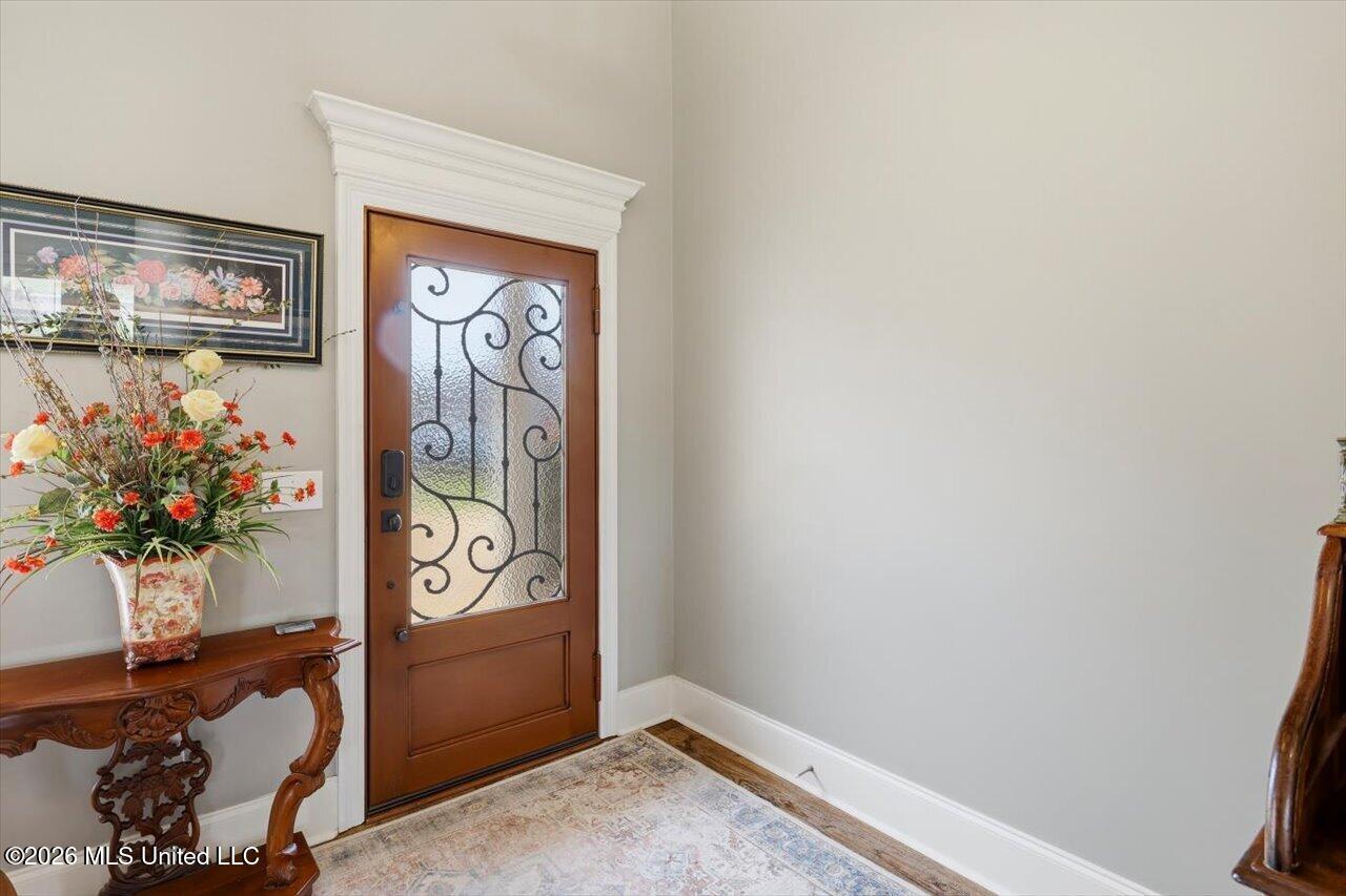 429 Providence Drive Property Photo 4