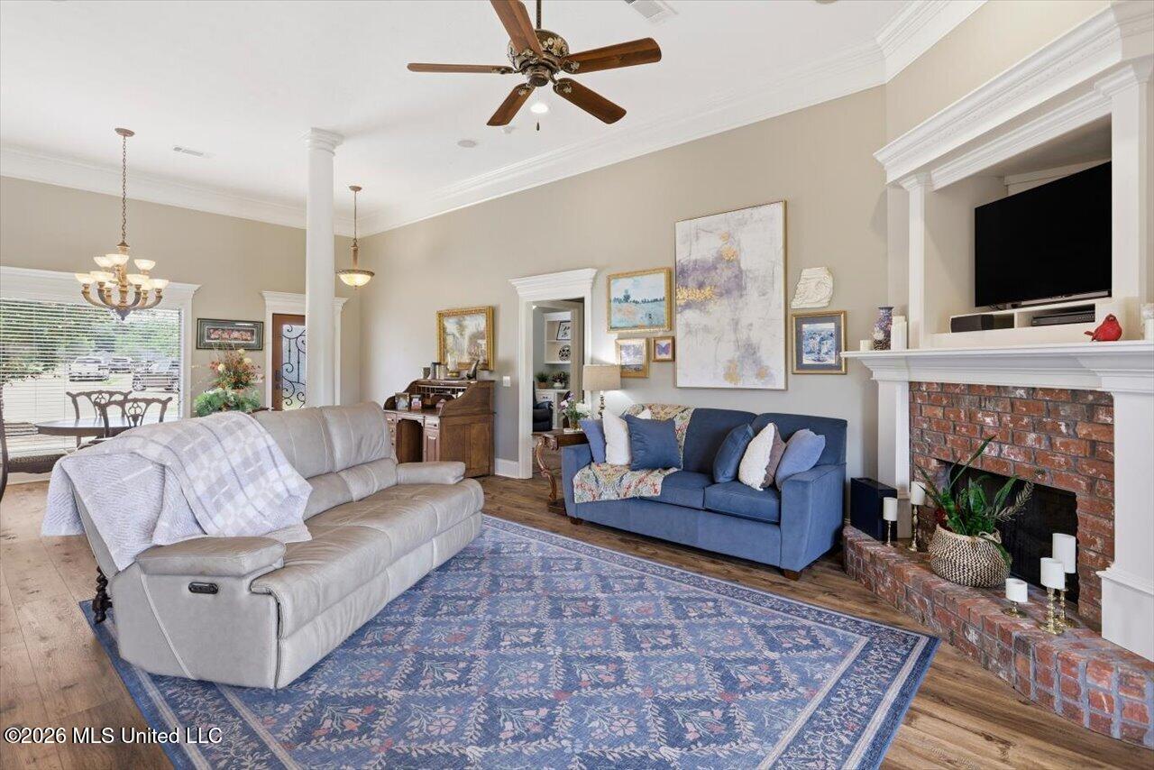 429 Providence Drive Property Photo 6