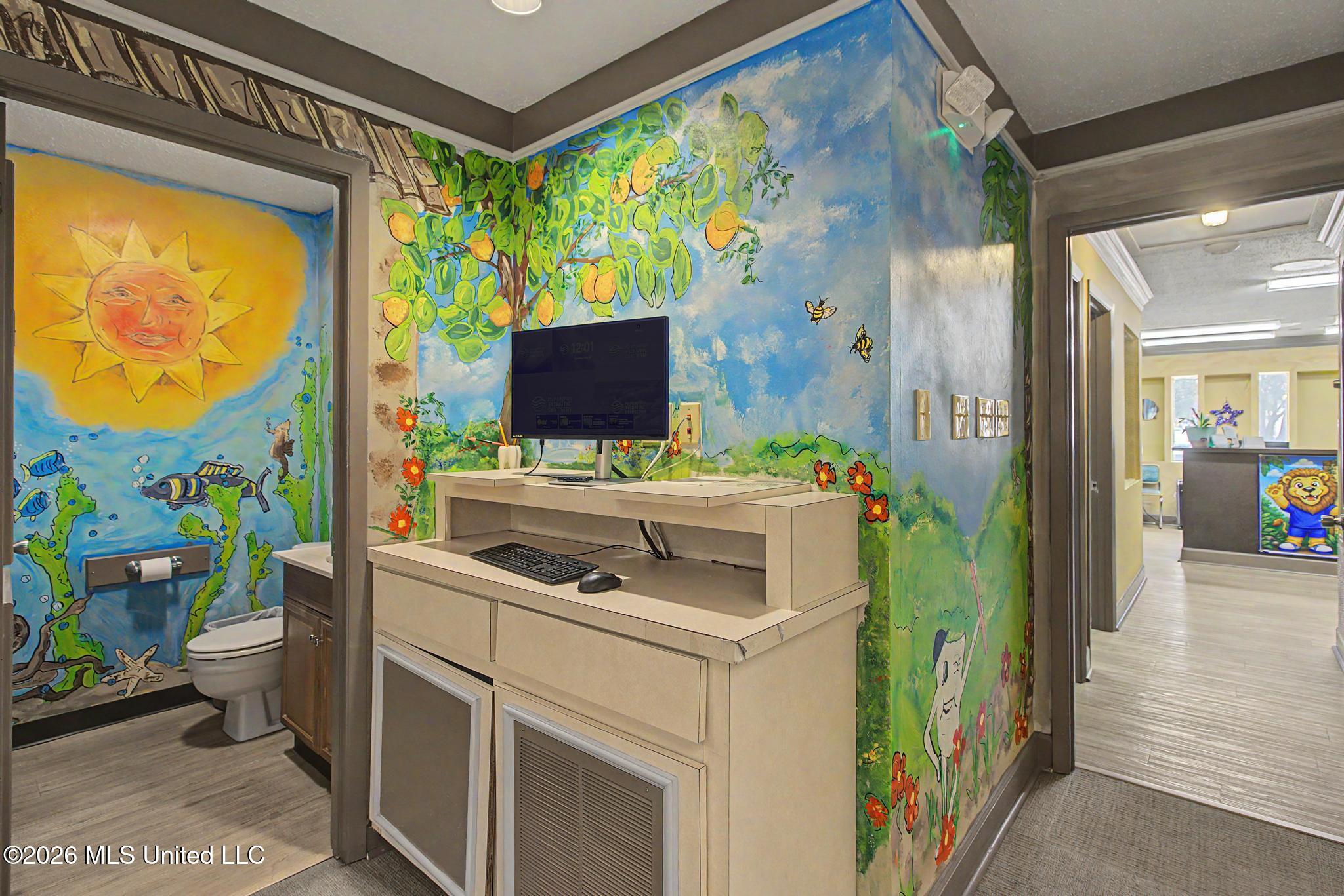 1070 Judge Sekul Avenue Property Photo 8
