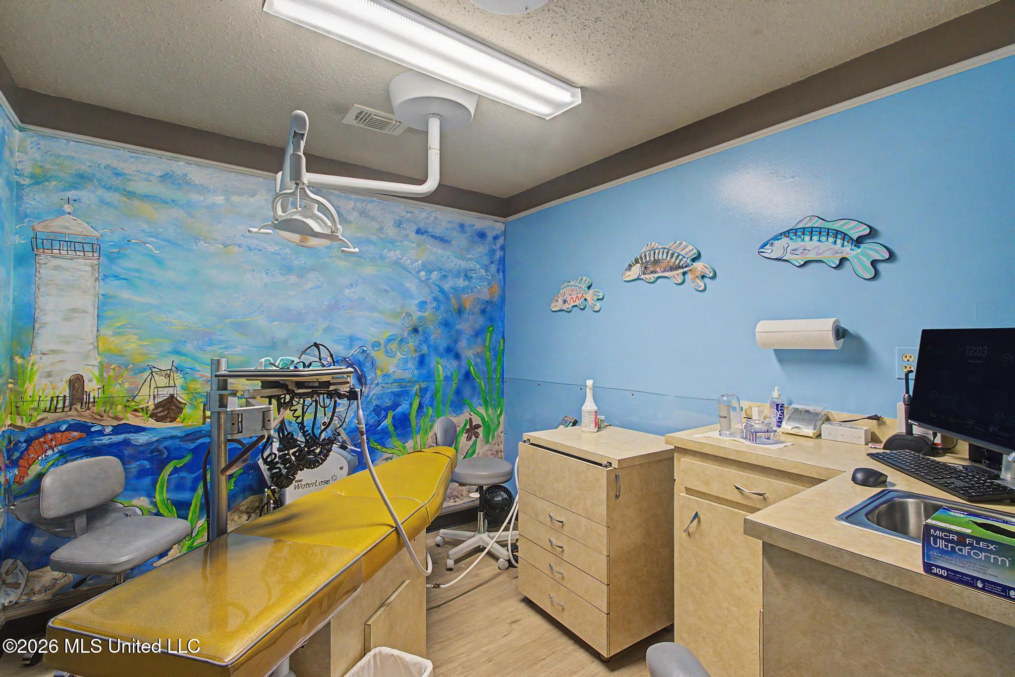 1070 Judge Sekul Avenue Property Photo 14