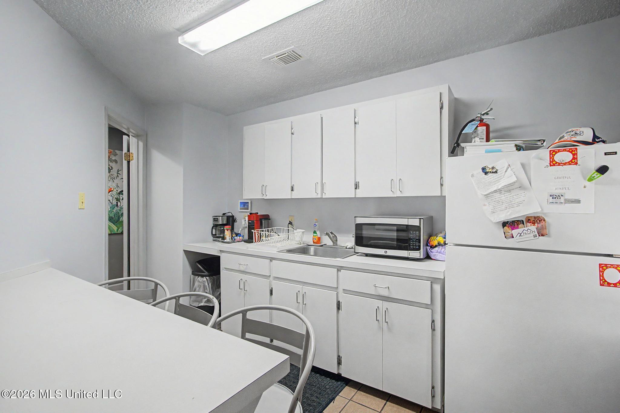1070 Judge Sekul Avenue Property Photo 18
