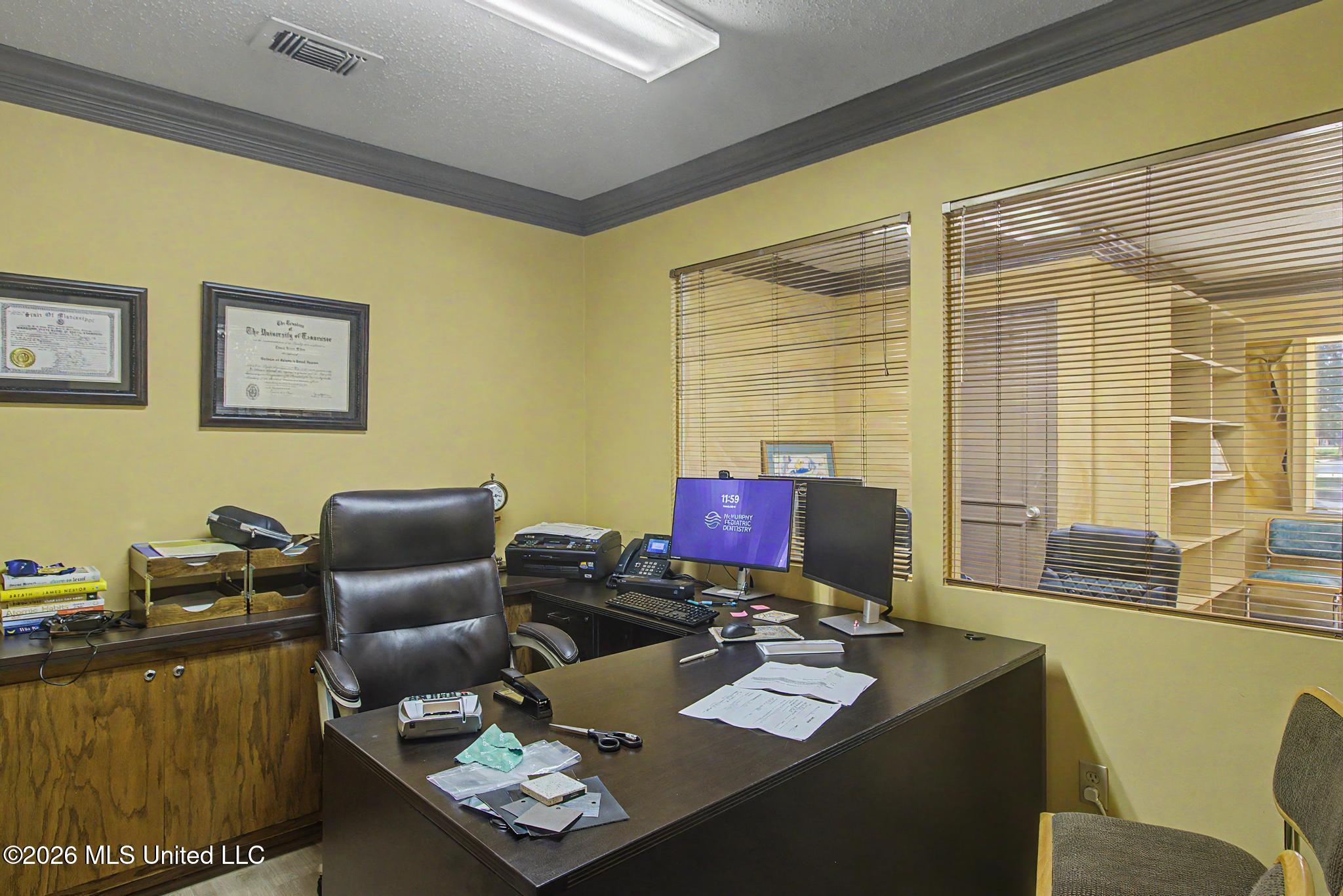 1070 Judge Sekul Avenue Property Photo 22