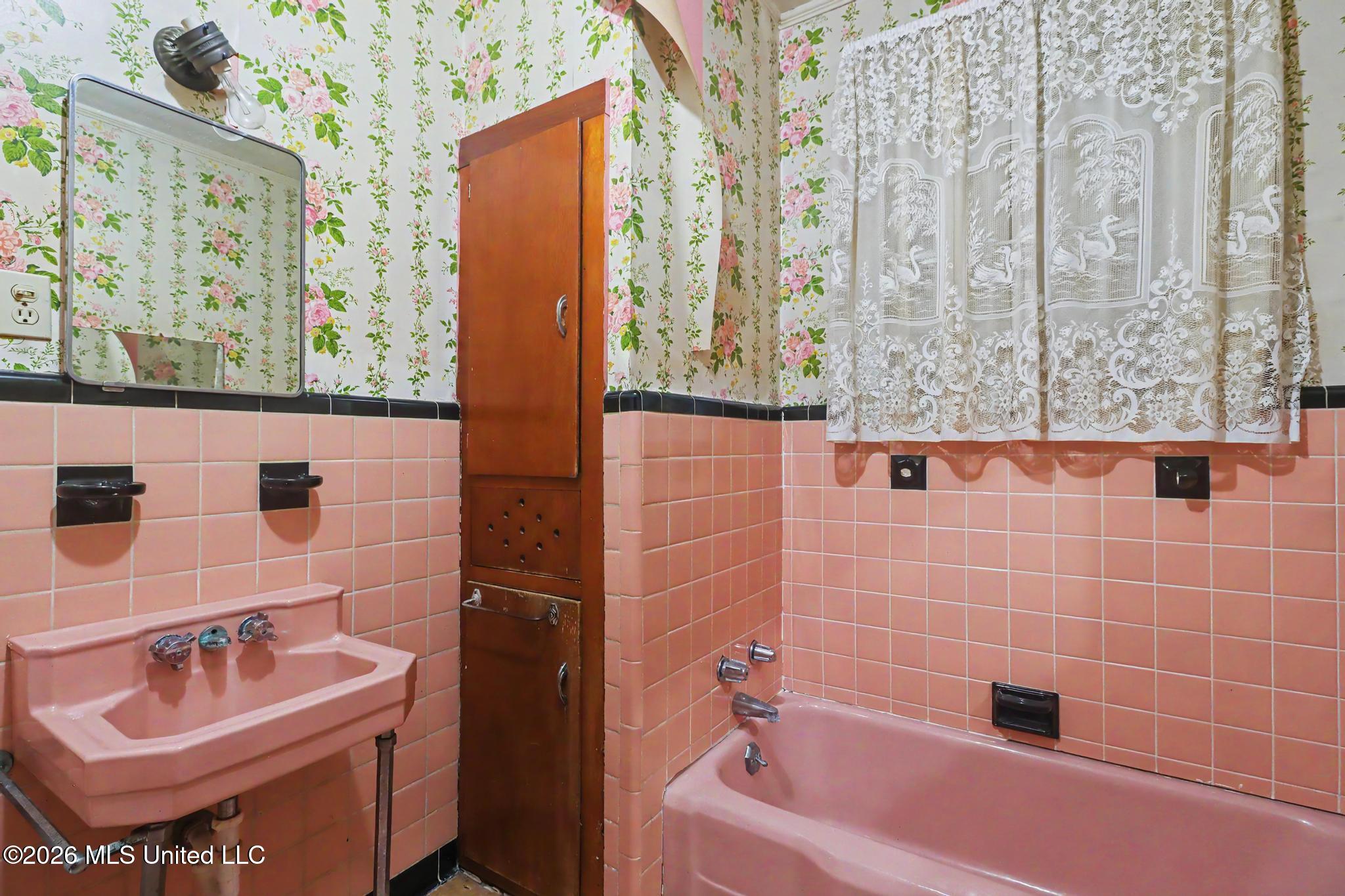 1070 Judge Sekul Avenue Property Photo 33