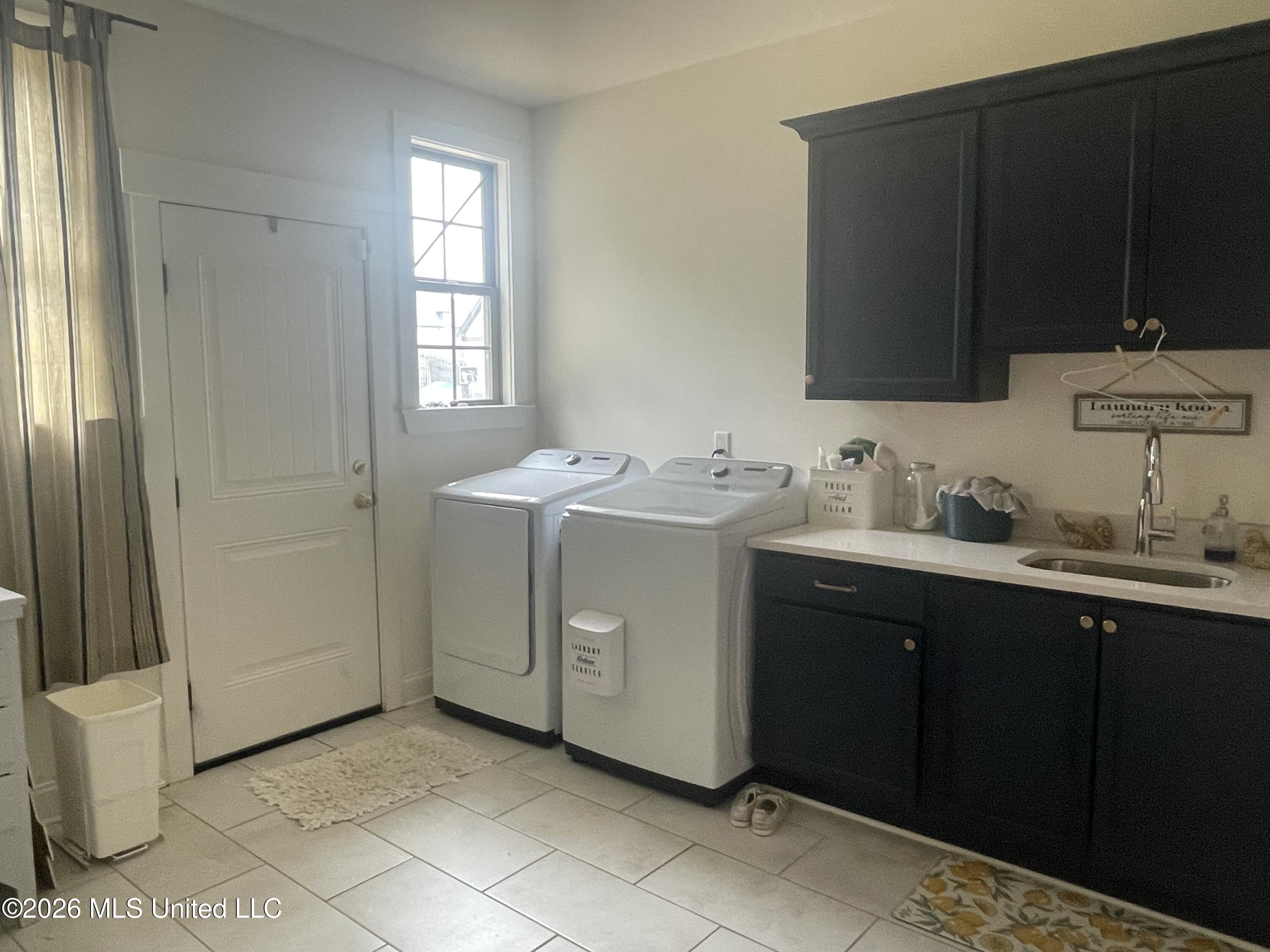 9904 Timber Cove Property Photo 15