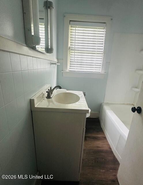 667 Roosevelt Street Property Photo 9