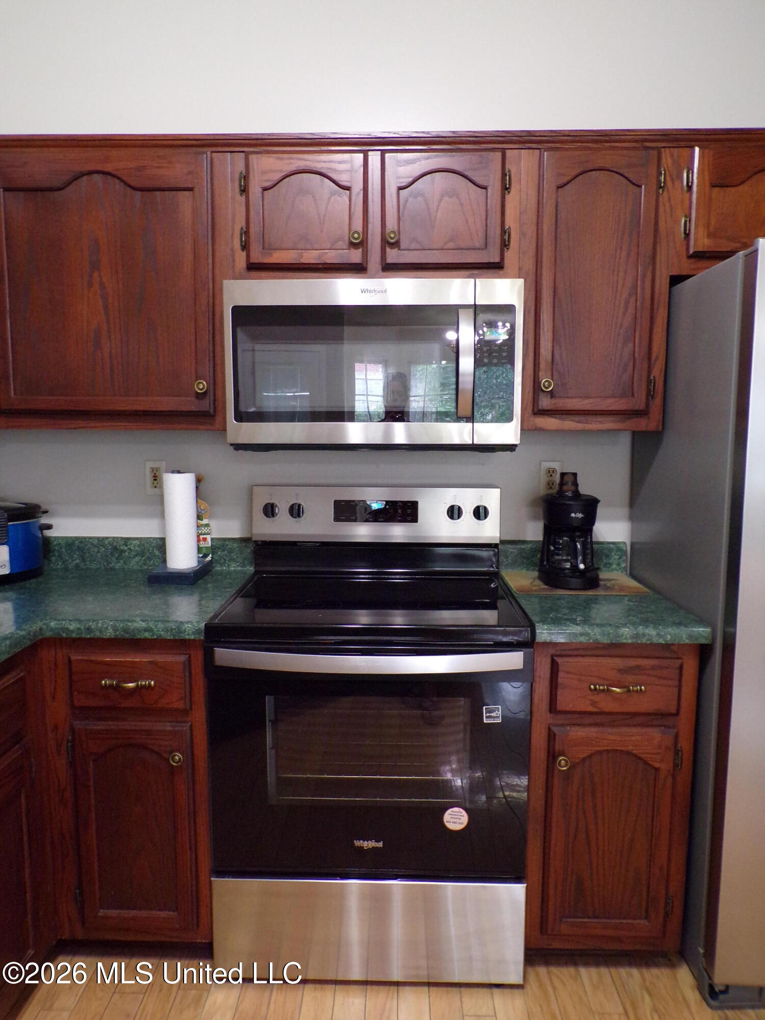 7395 Fox Hollow Lane Property Photo 9