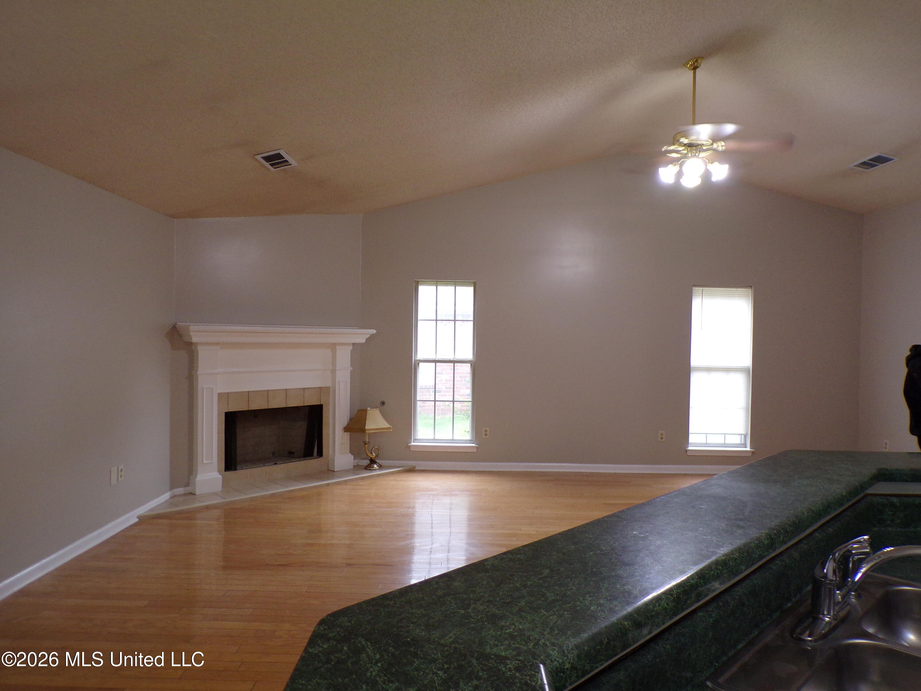 7395 Fox Hollow Lane Property Photo 10