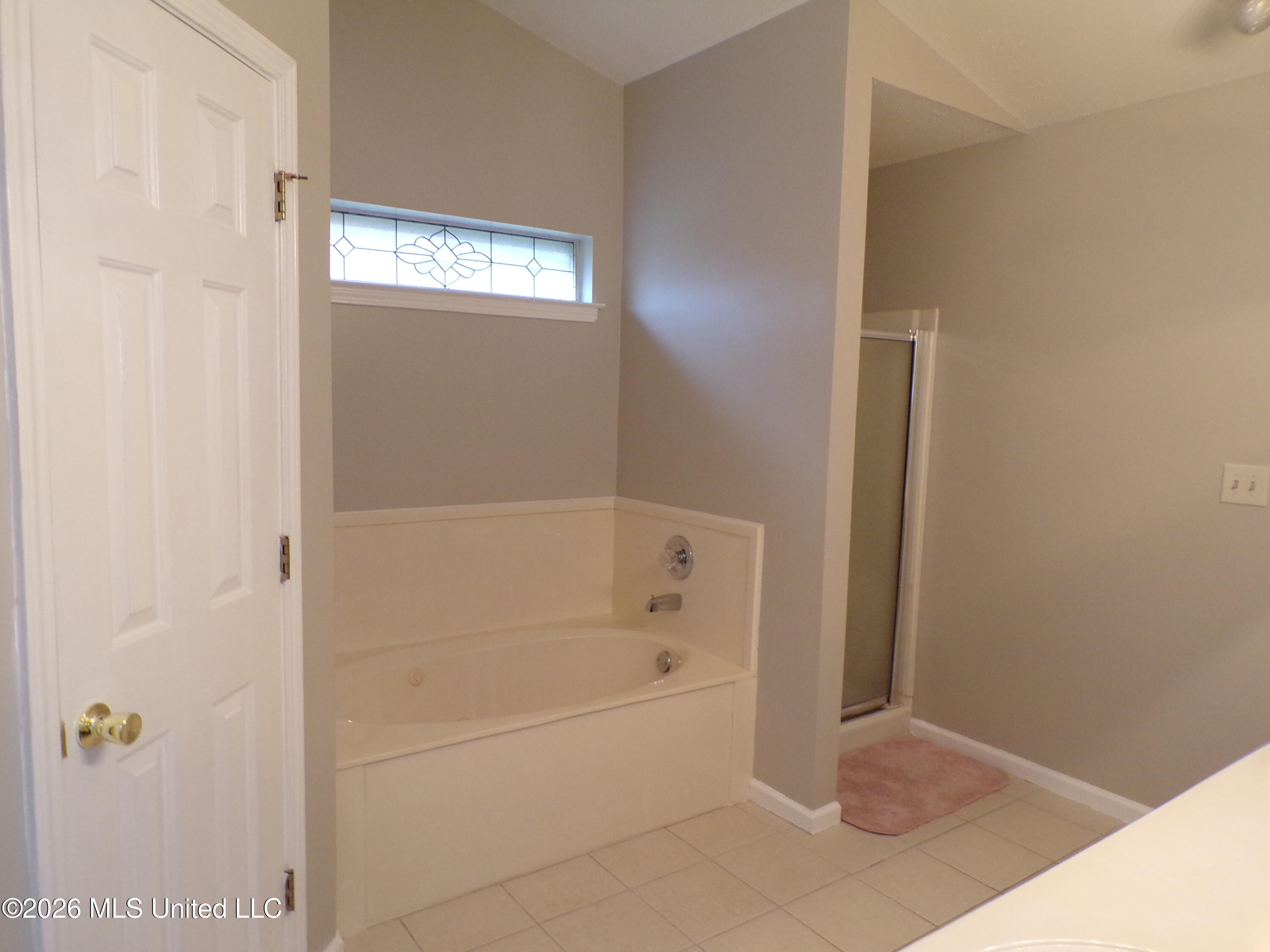 7395 Fox Hollow Lane Property Photo 15
