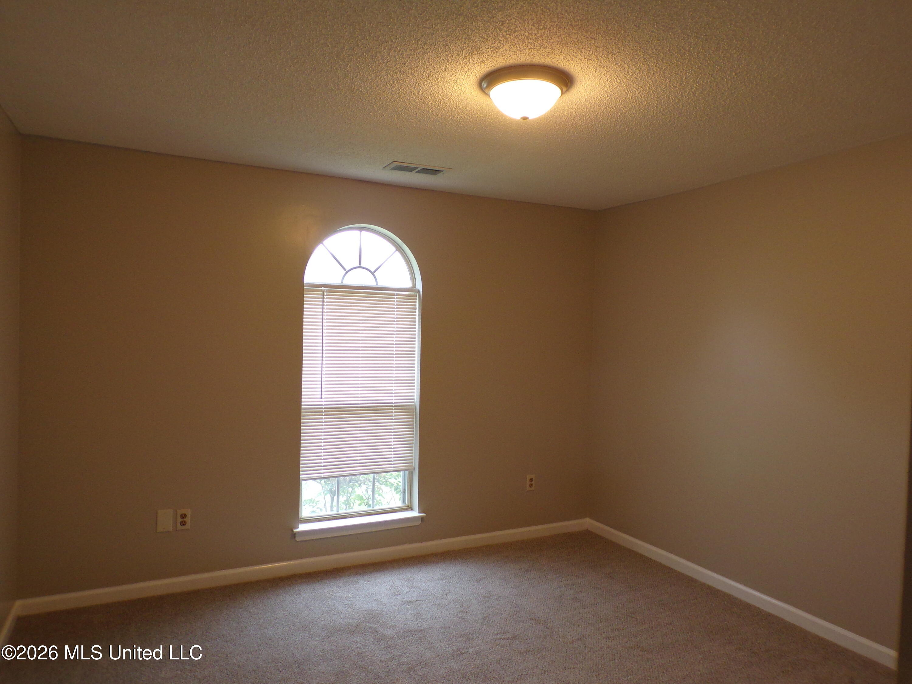 7395 Fox Hollow Lane Property Photo 20