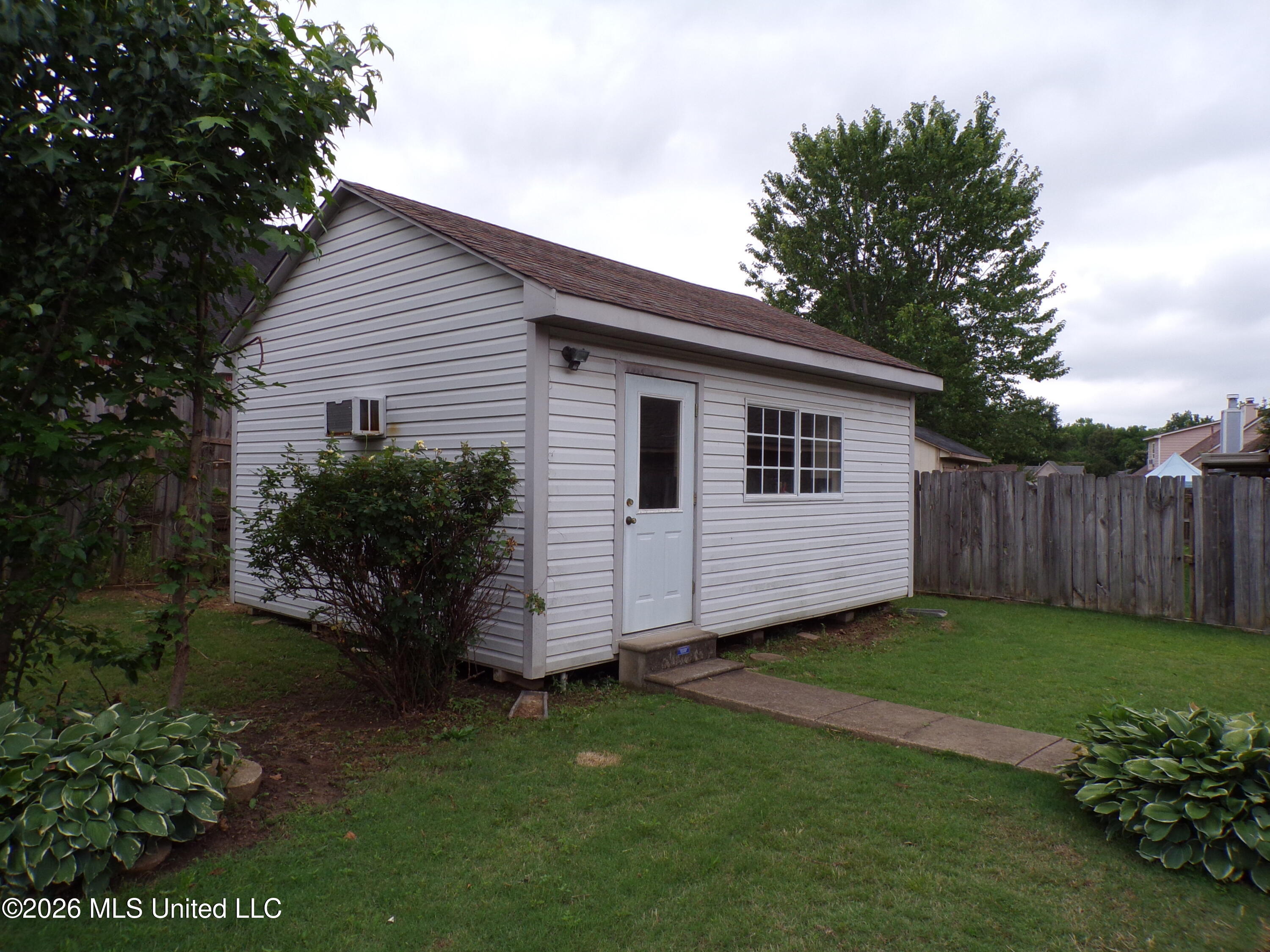 7395 Fox Hollow Lane Property Photo 24