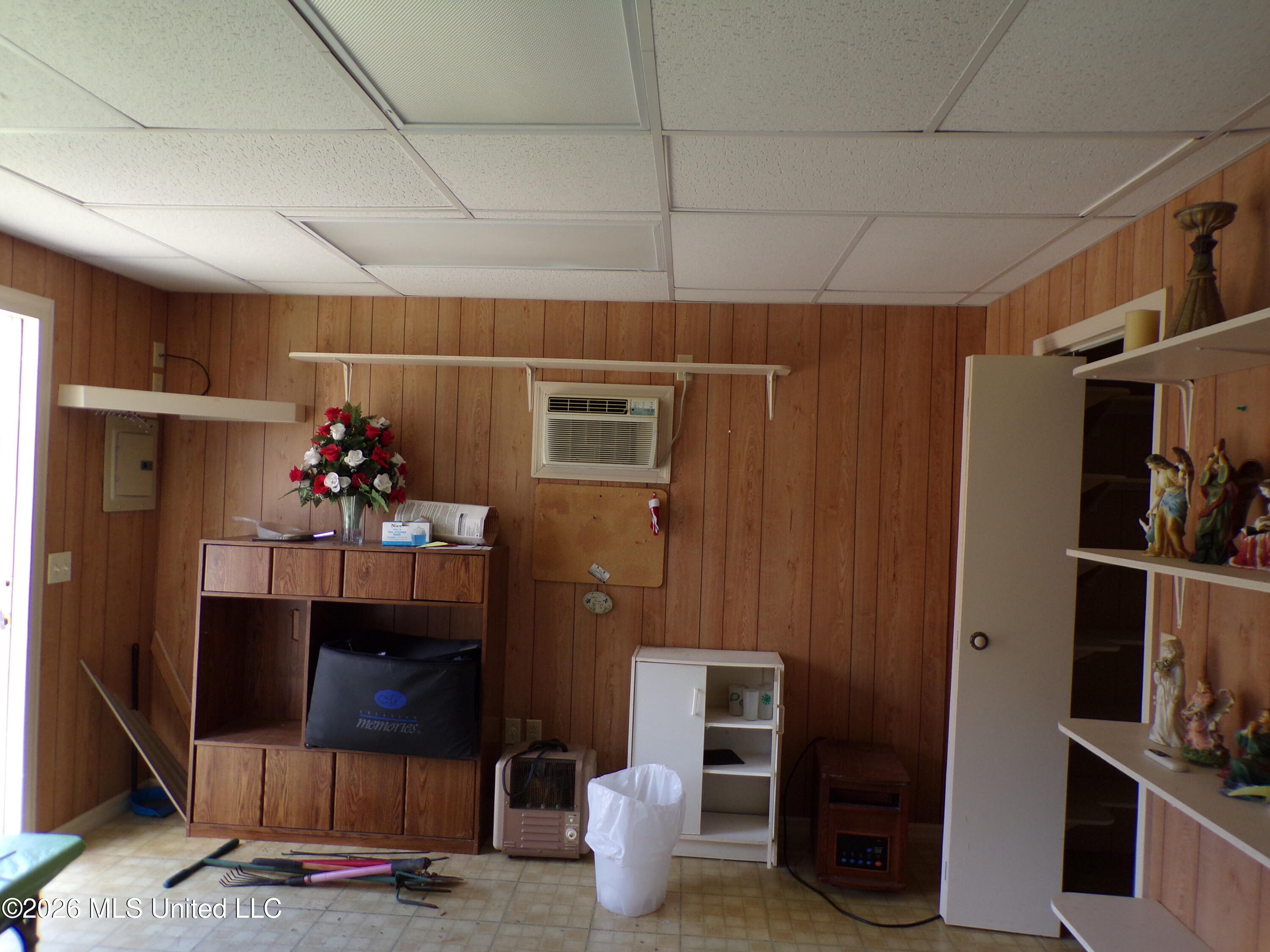 7395 Fox Hollow Lane Property Photo 27