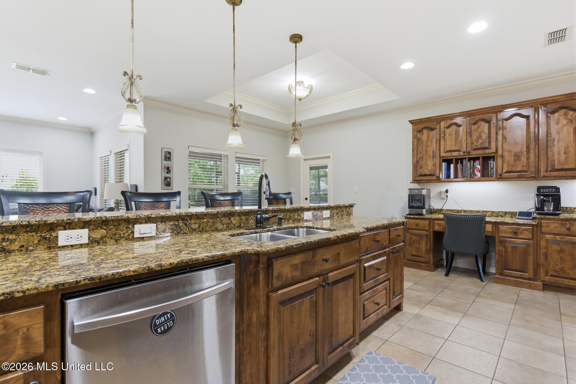 6208 Savanna Drive Property Photo 6