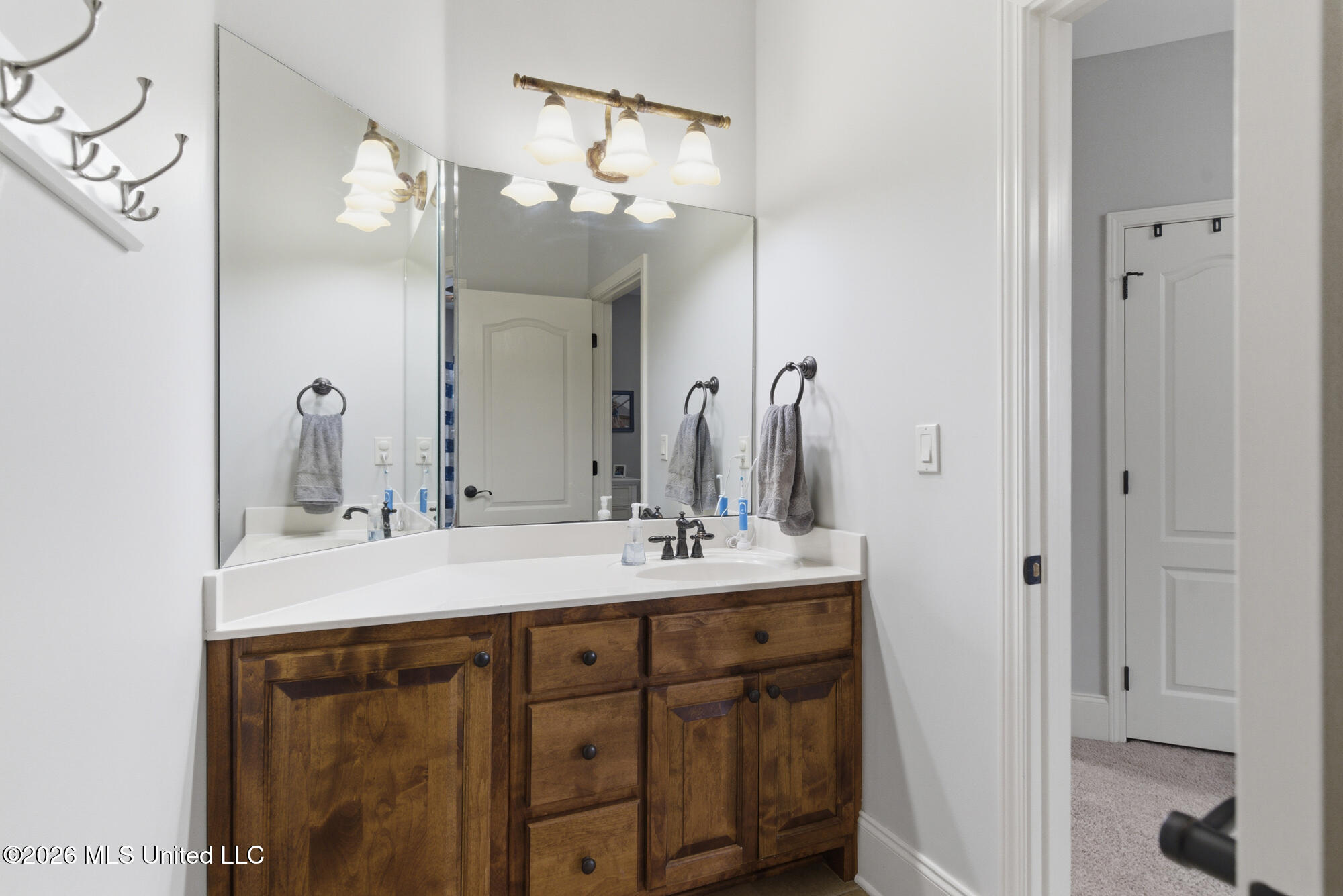 6208 Savanna Drive Property Photo 15