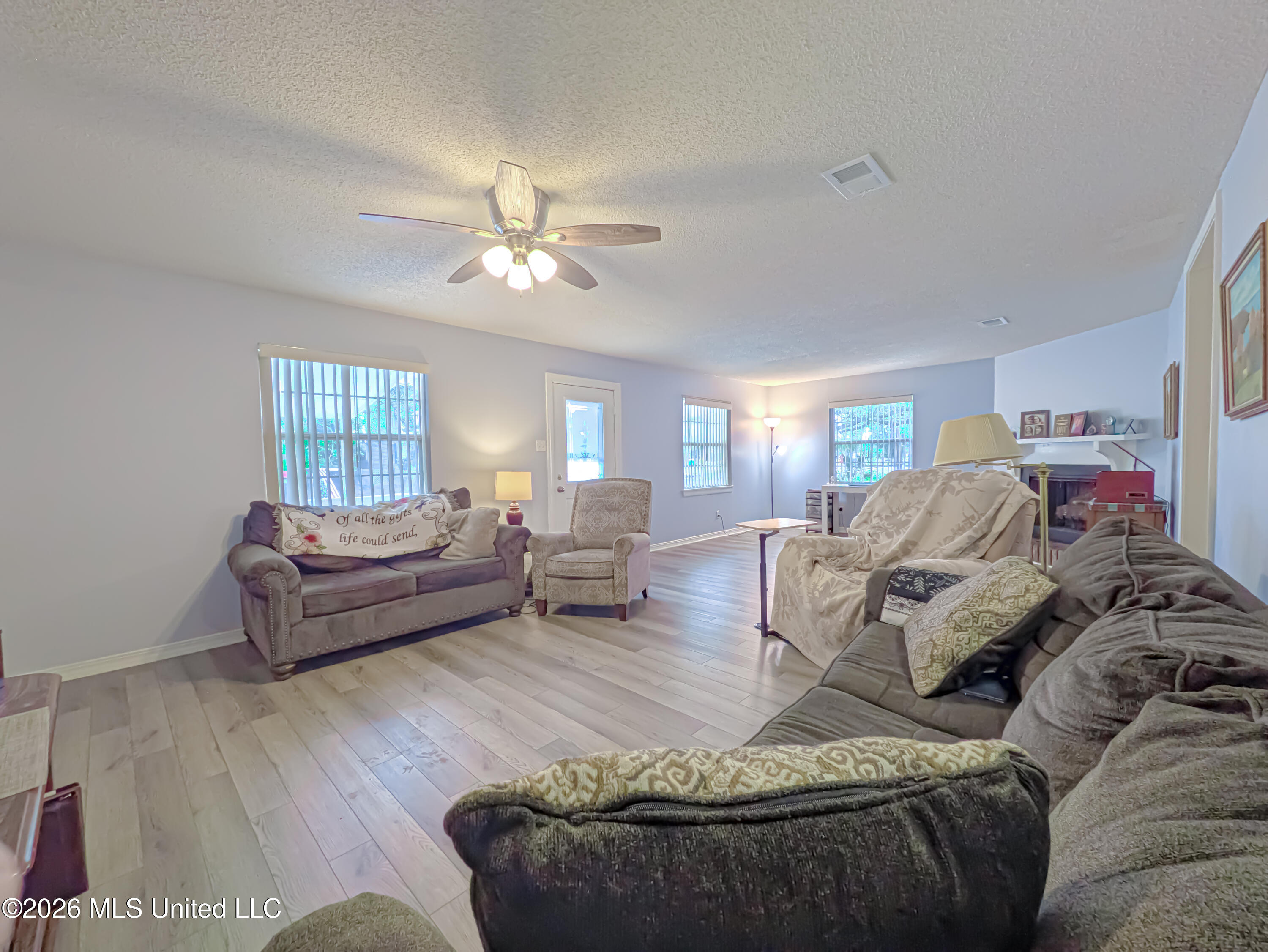 188 Acacia Avenue Property Photo 7