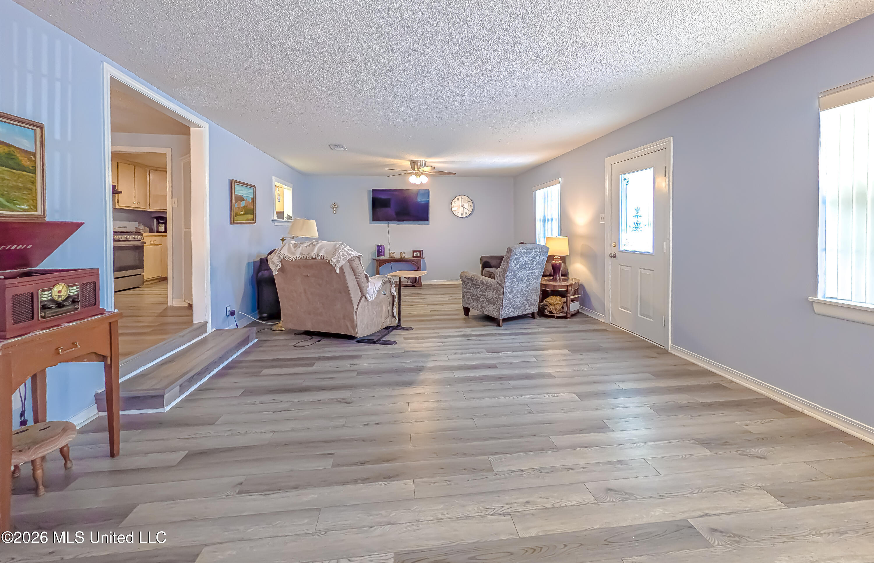 188 Acacia Avenue Property Photo 8