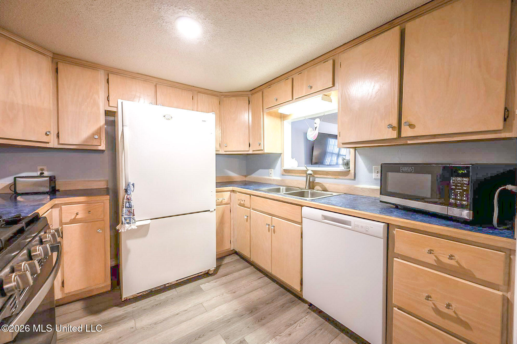 188 Acacia Avenue Property Photo 10