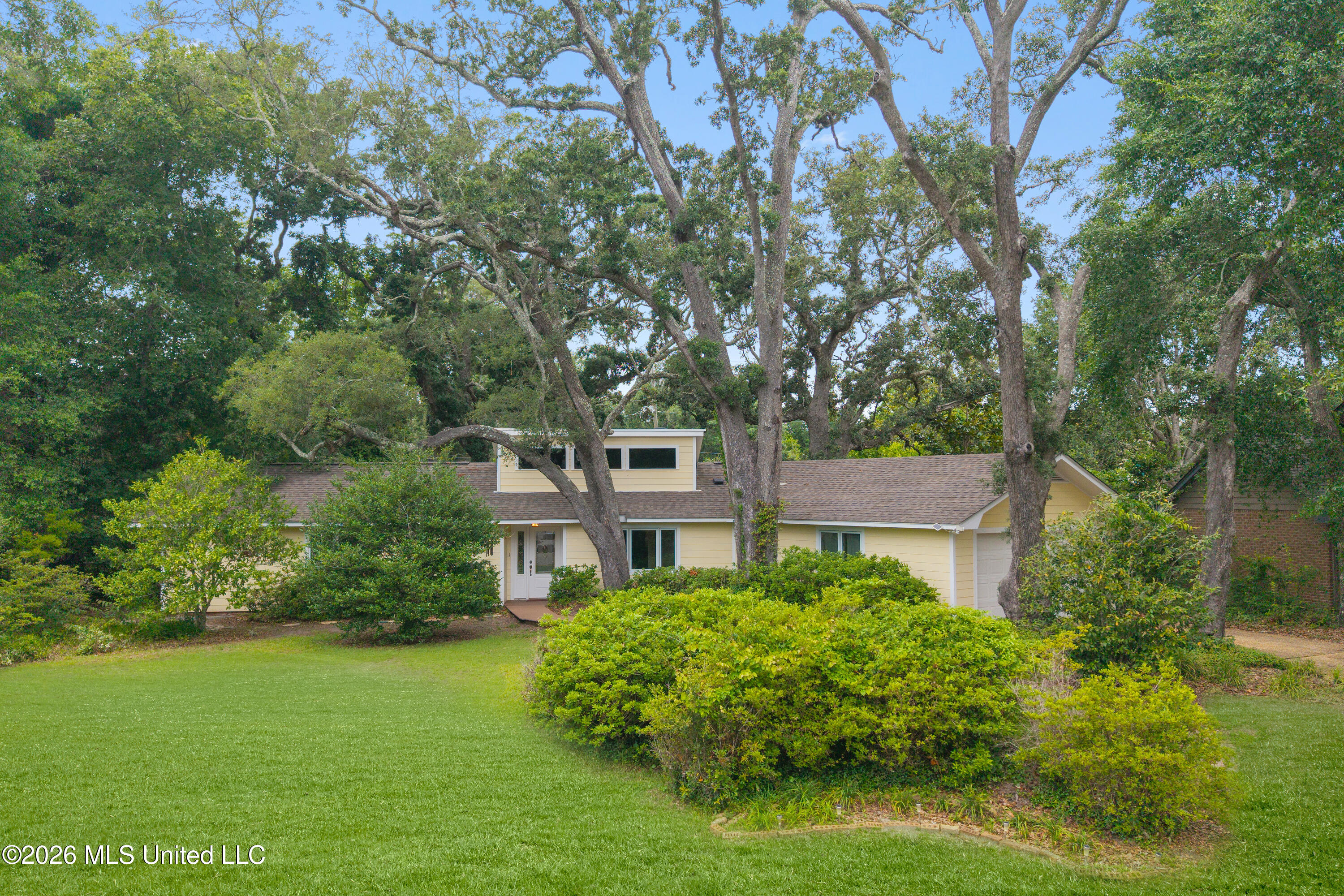 124 Shadowlawn Avenue Property Photo 3