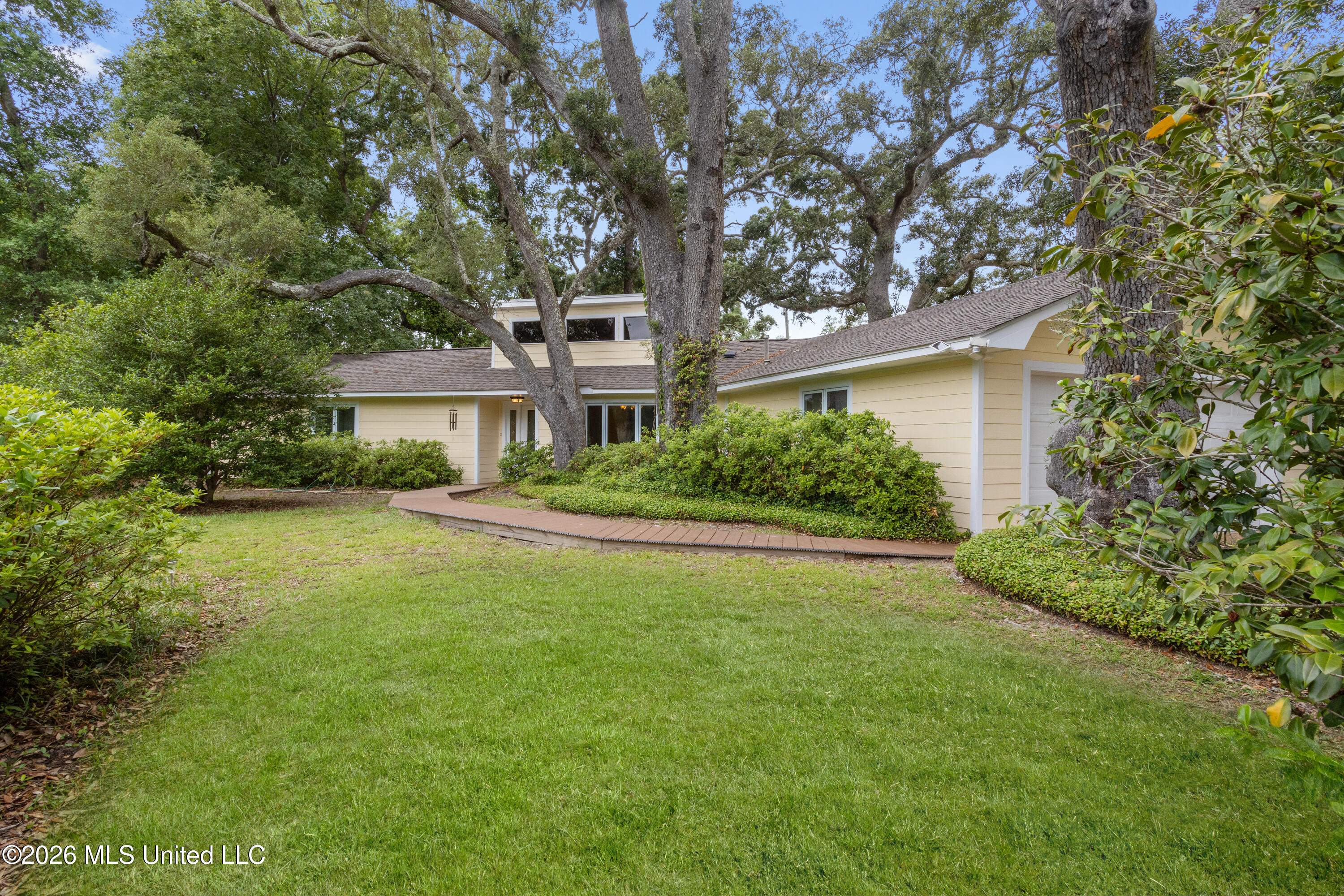 124 Shadowlawn Avenue Property Photo 4