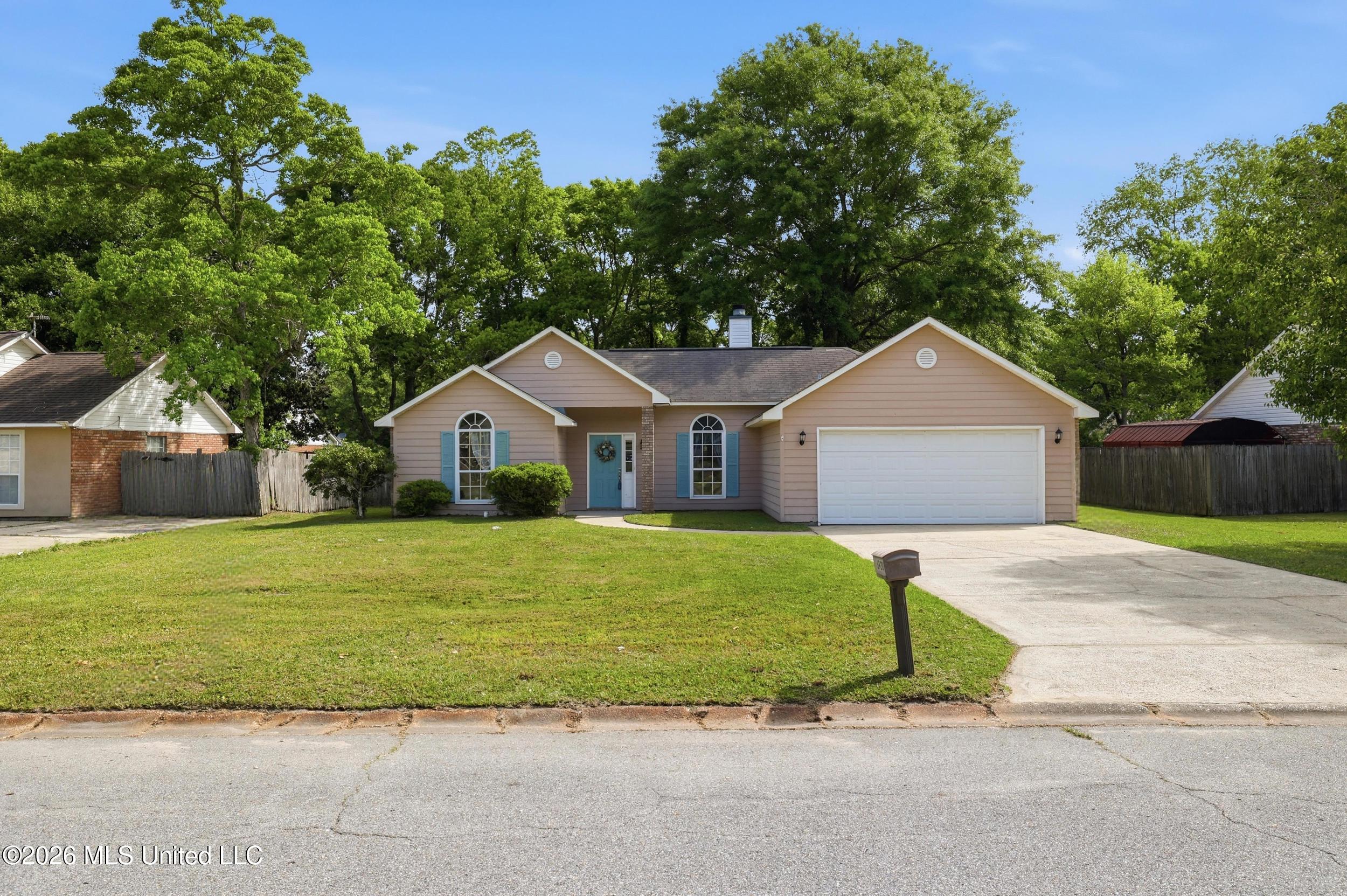 6920 Pinehurst Drive Property Photo 1